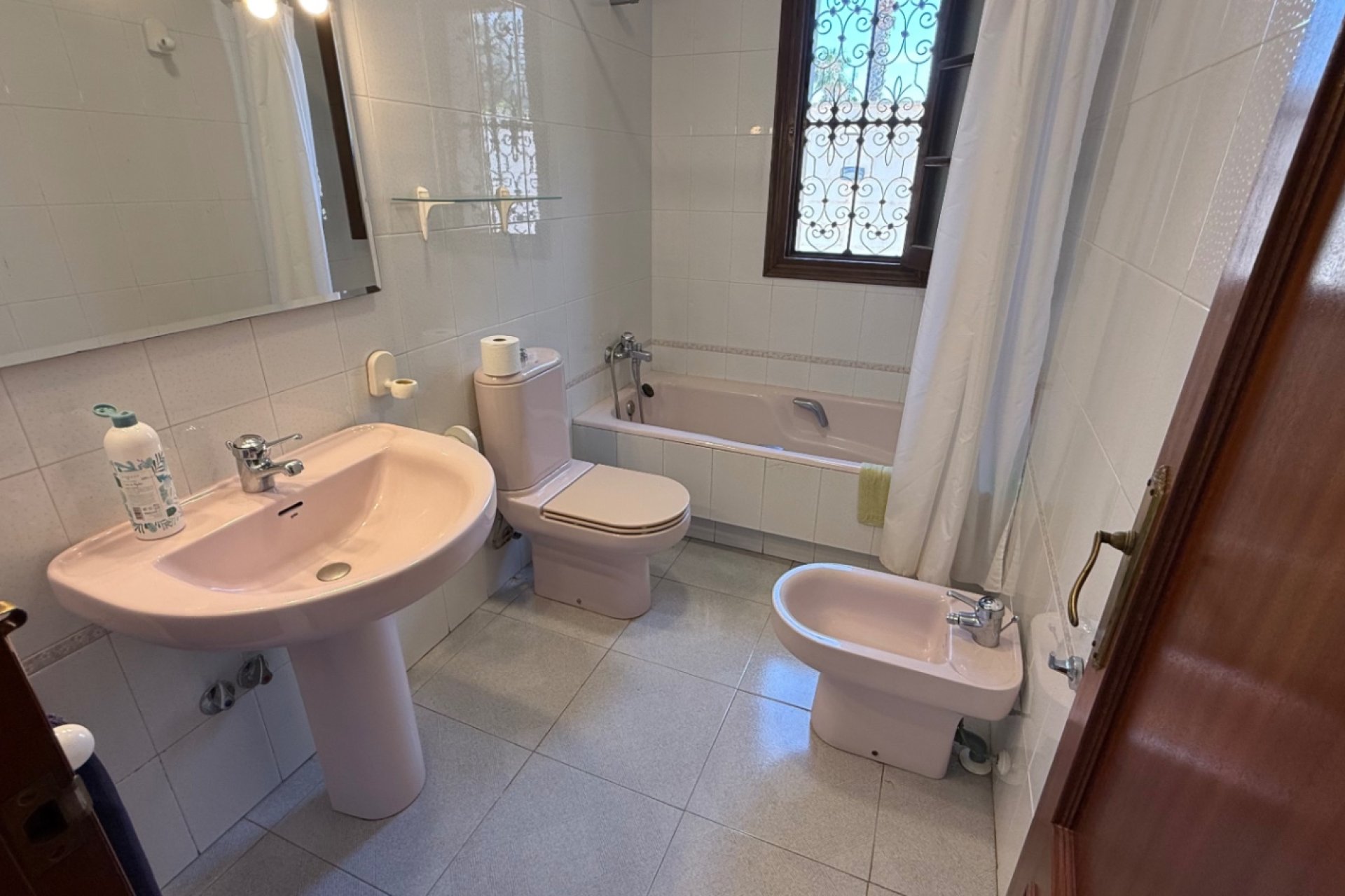 Resale - Villa -
Orihuela - Inland