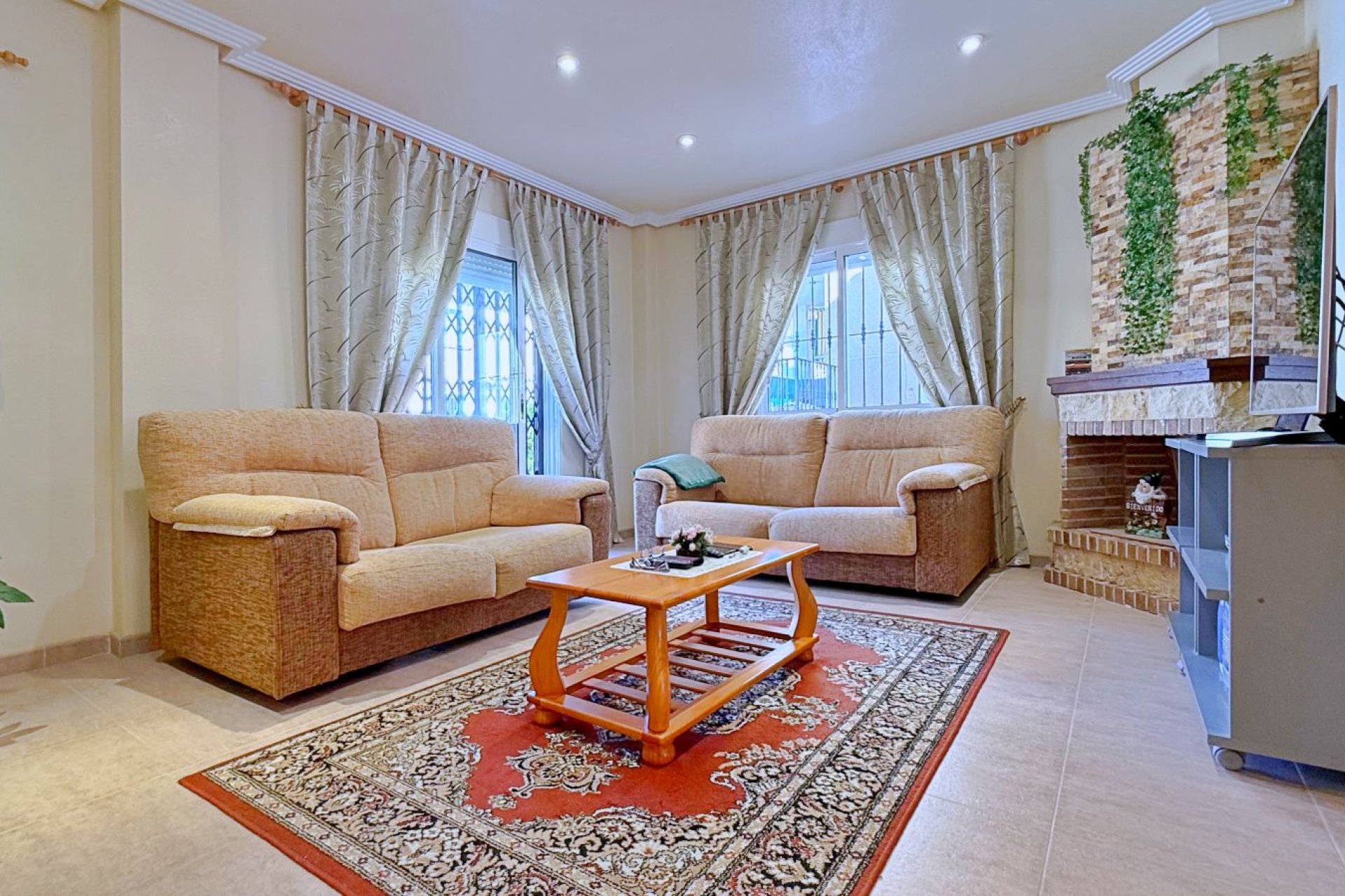 Resale - Villa -
Orihuela - Inland