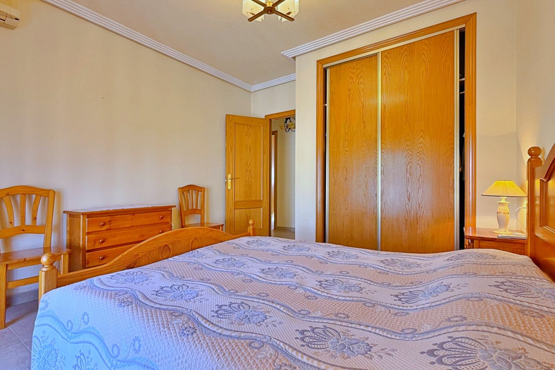 Resale - Villa -
Orihuela - Inland