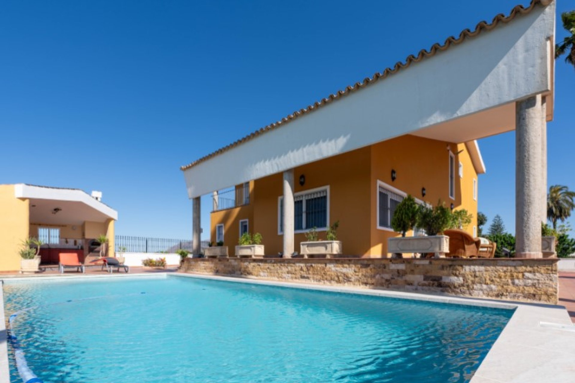 Resale - Villa -
Orihuela - Inland