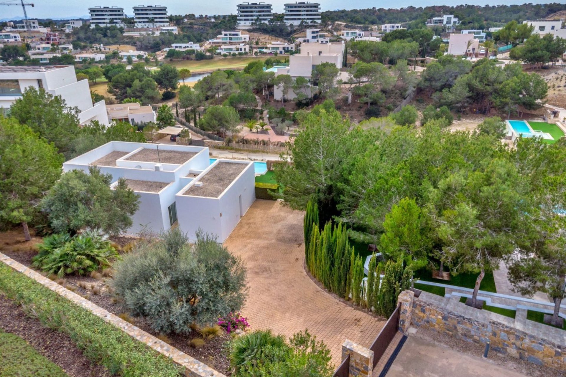 Resale - Villa -
Orihuela - Las Colinas Golf