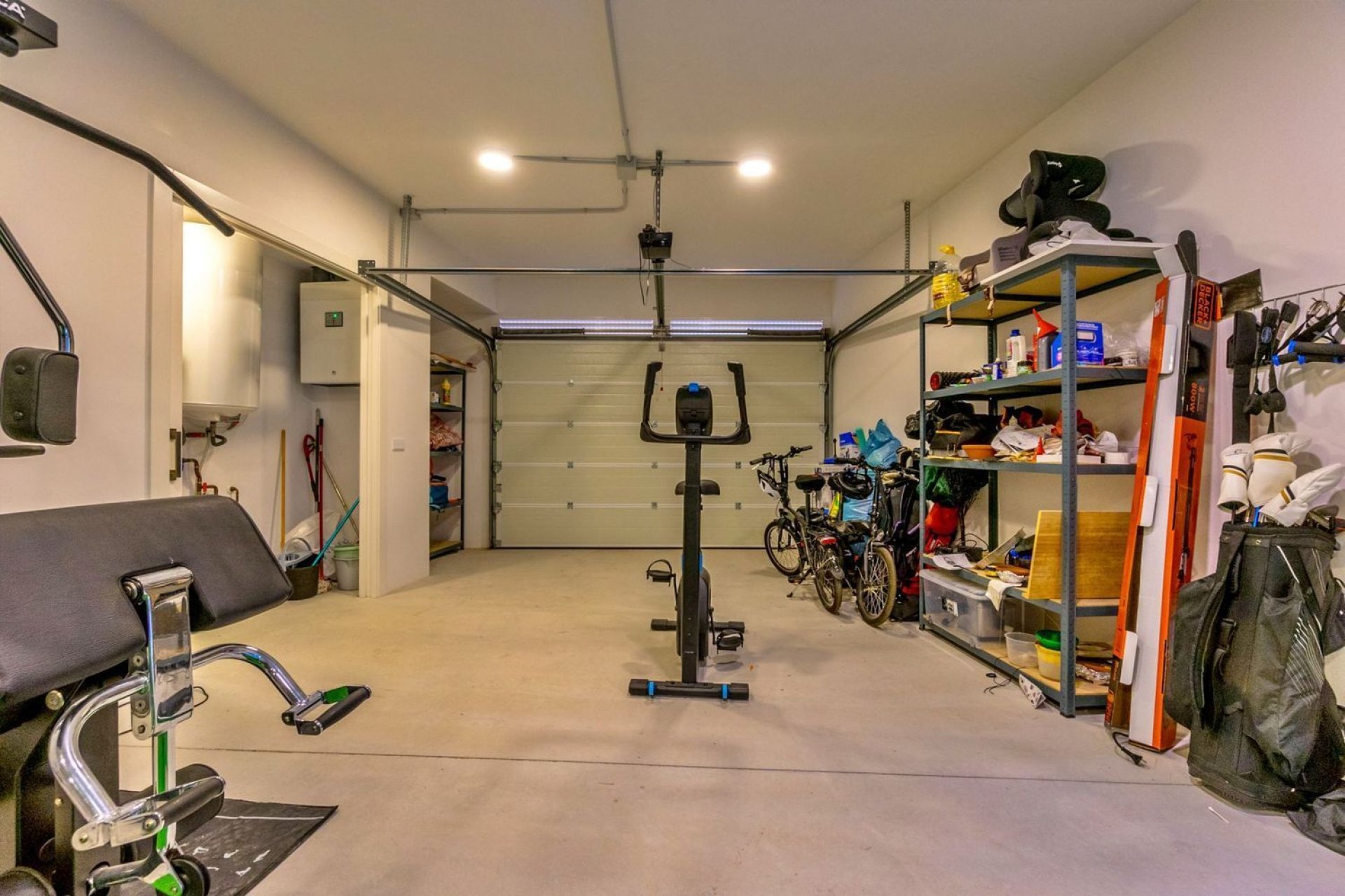 Resale - Villa -
Orihuela - Las Colinas Golf