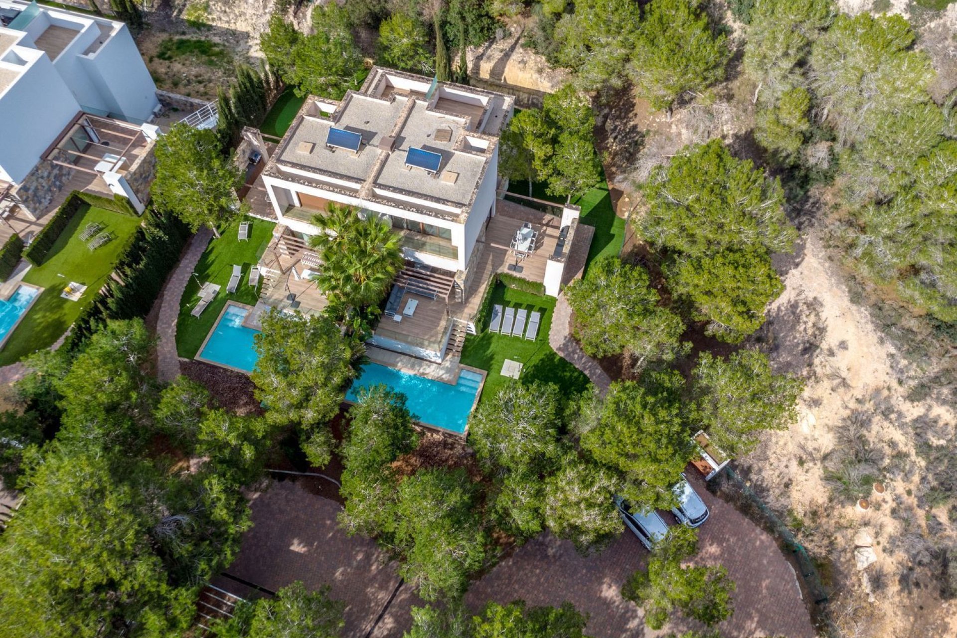 Resale - Villa -
Orihuela - Las Colinas Golf