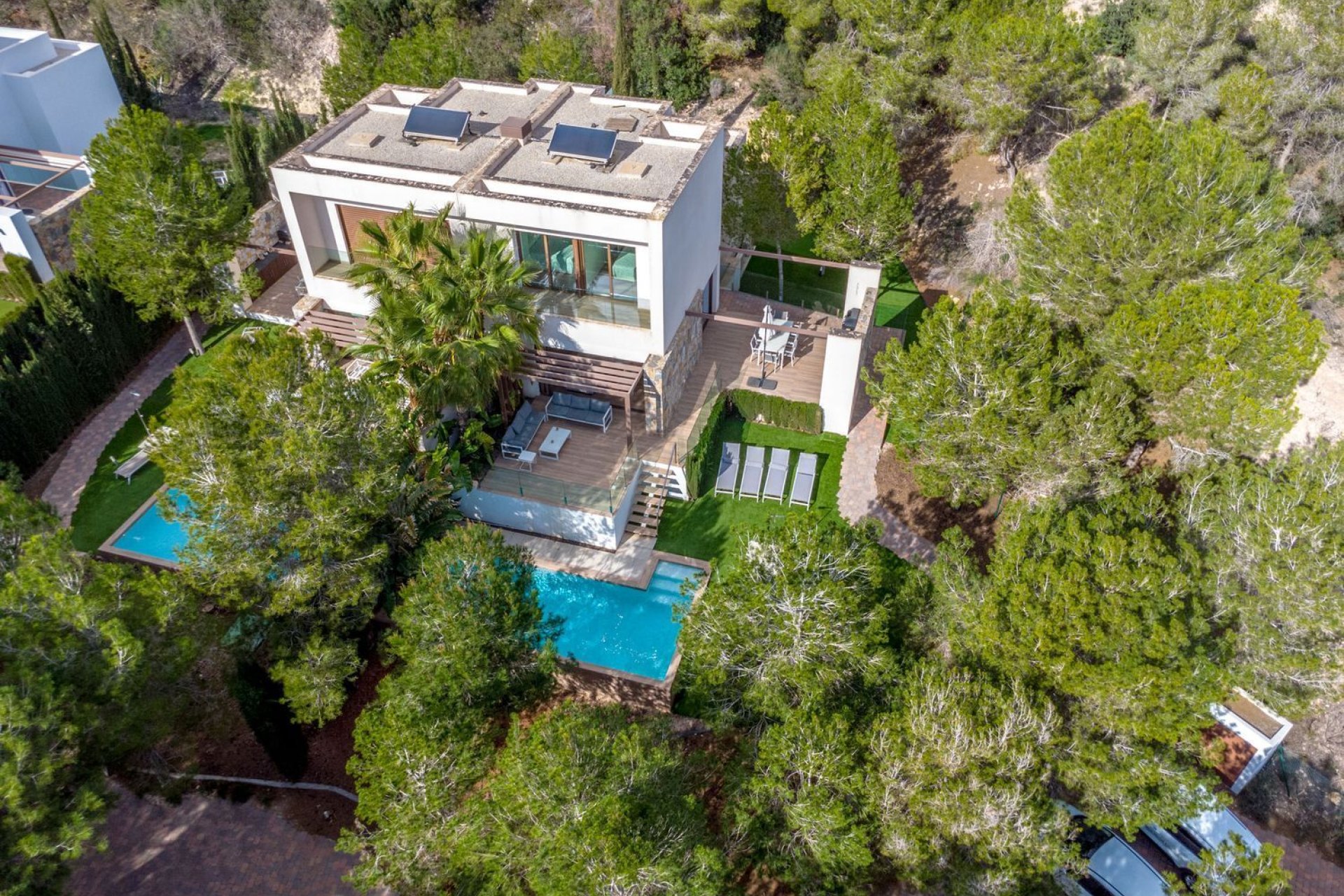 Resale - Villa -
Orihuela - Las Colinas Golf