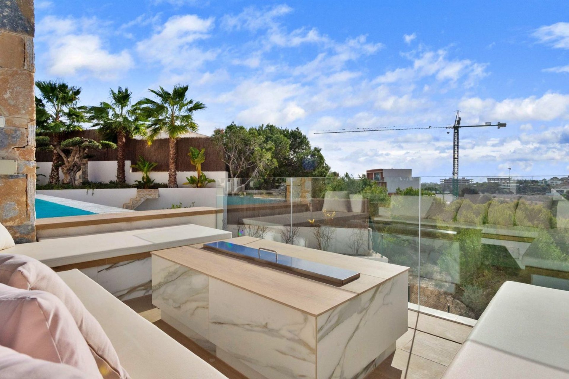 Resale - Villa -
Orihuela - Las Colinas Golf