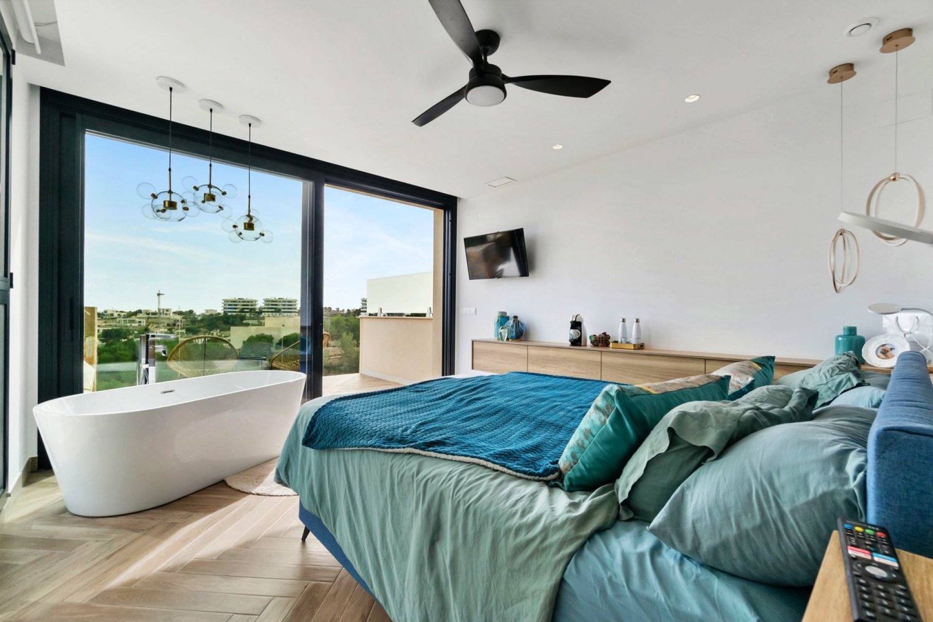 Resale - Villa -
Orihuela - Las Colinas Golf