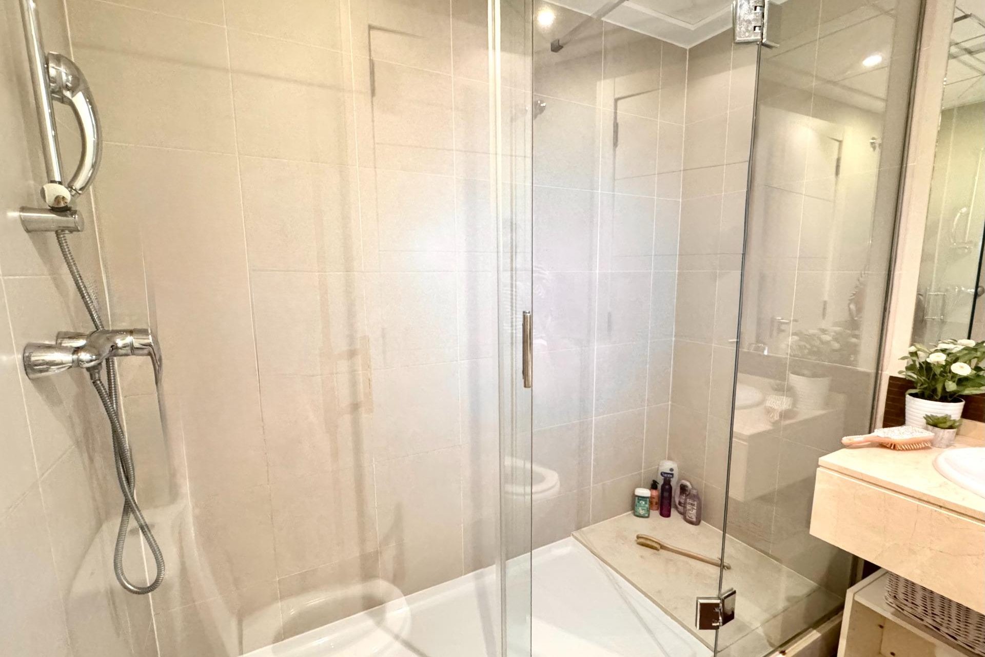 Resale - Villa -
Orihuela - Las Colinas Golf