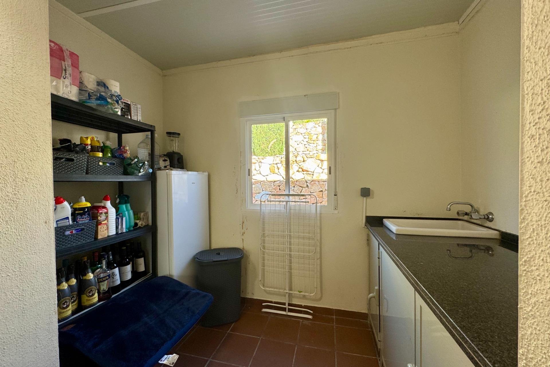 Resale - Villa -
Orihuela - Las Colinas Golf