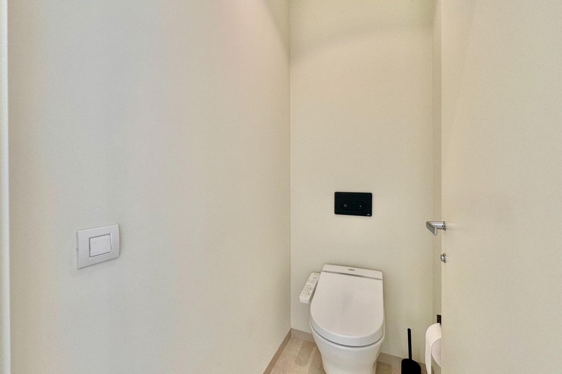 Resale - Villa -
Orihuela - Las Colinas Golf