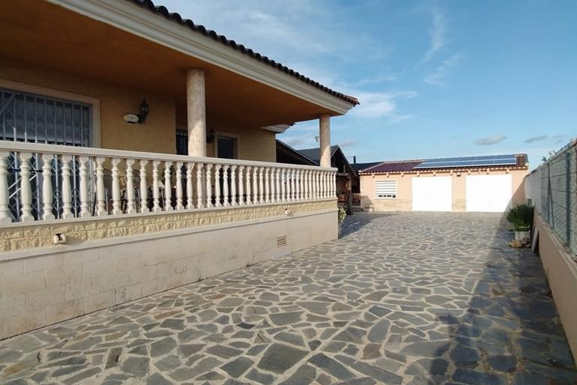 Resale - Villa -
Orihuela - LOS DESEMPARADOS