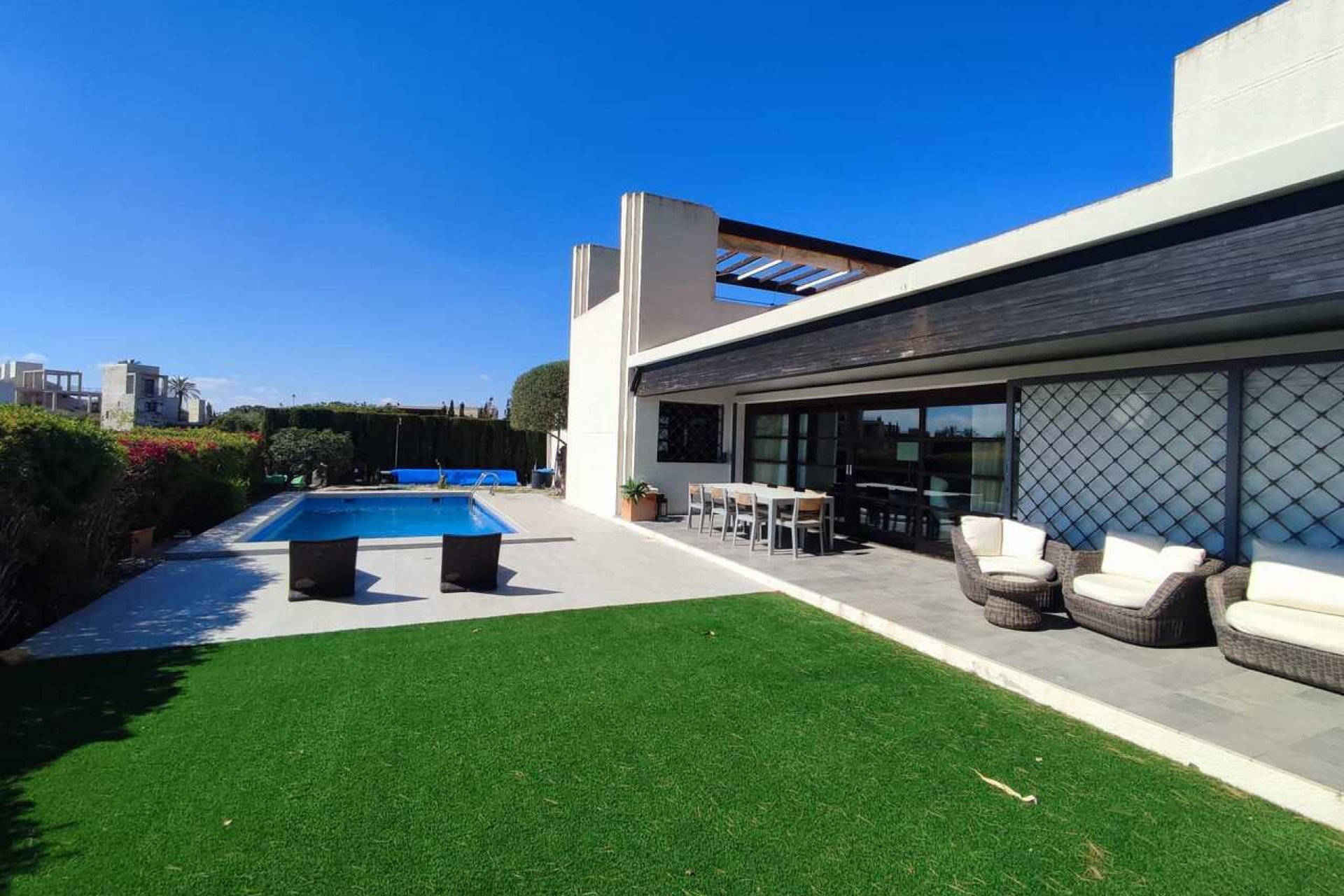 Resale - Villa -
Peraleja Golf - Inland