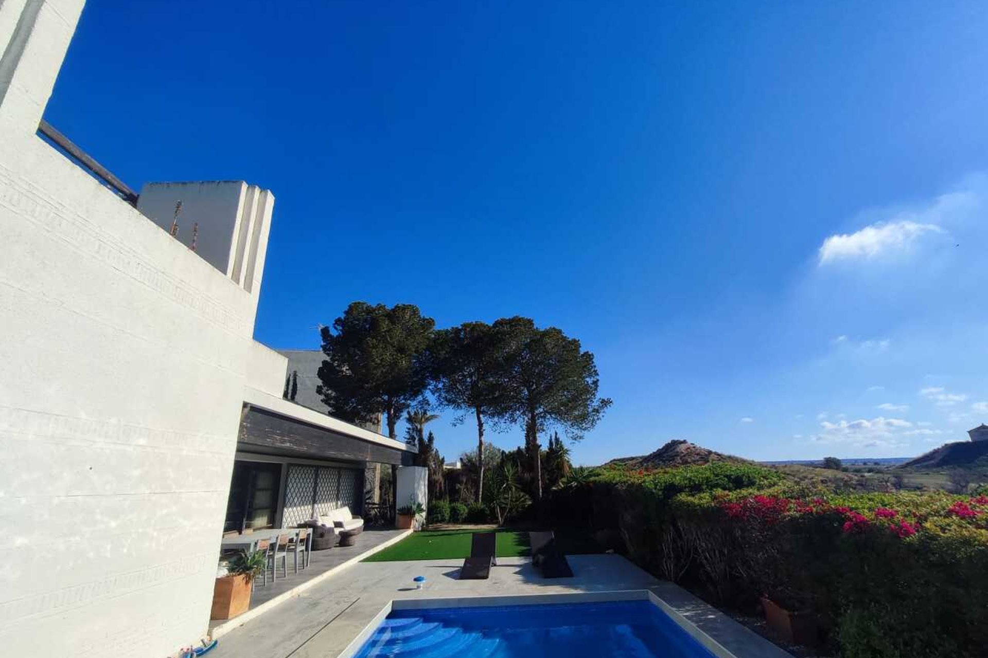 Resale - Villa -
Peraleja Golf - Inland