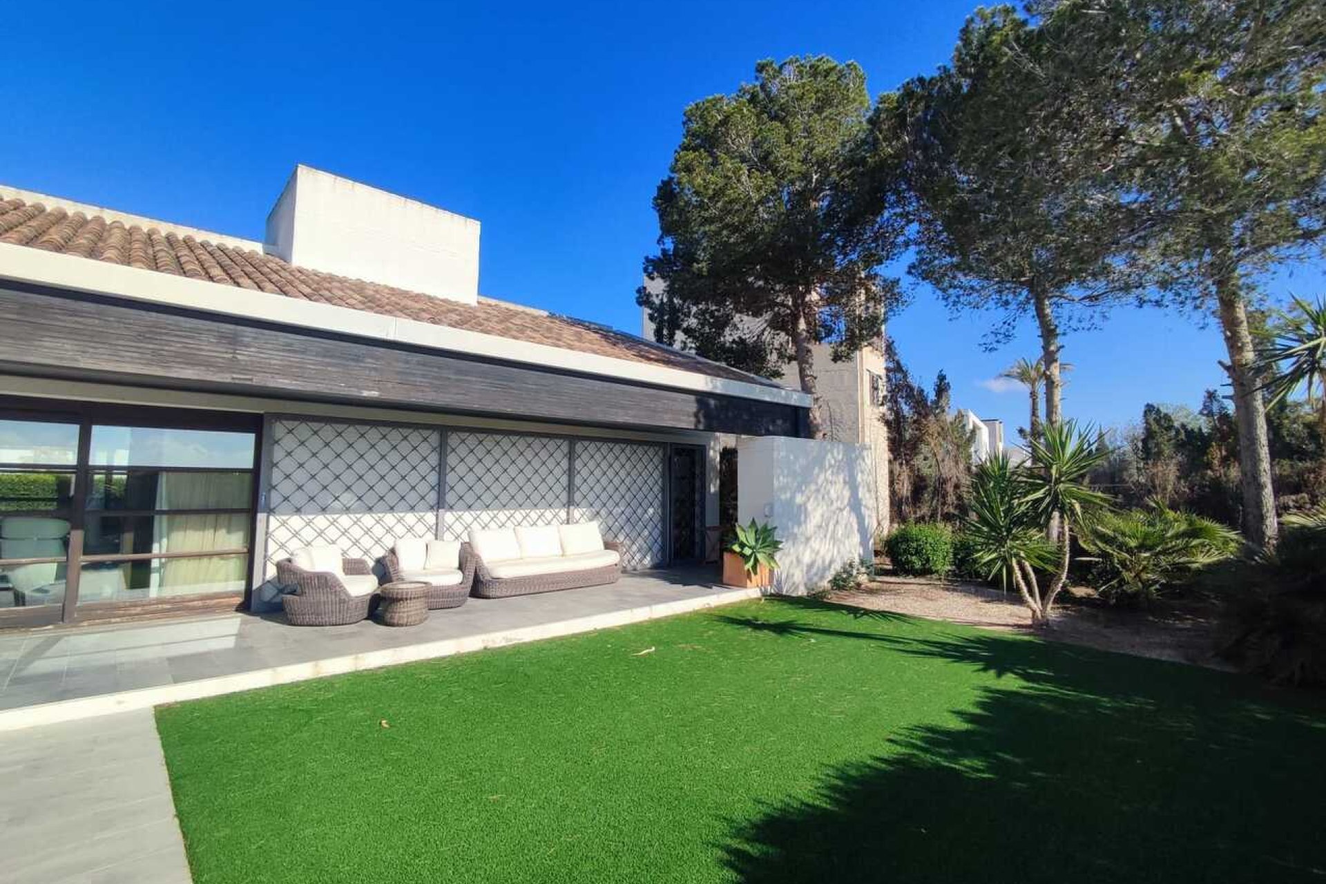 Resale - Villa -
Peraleja Golf - Inland