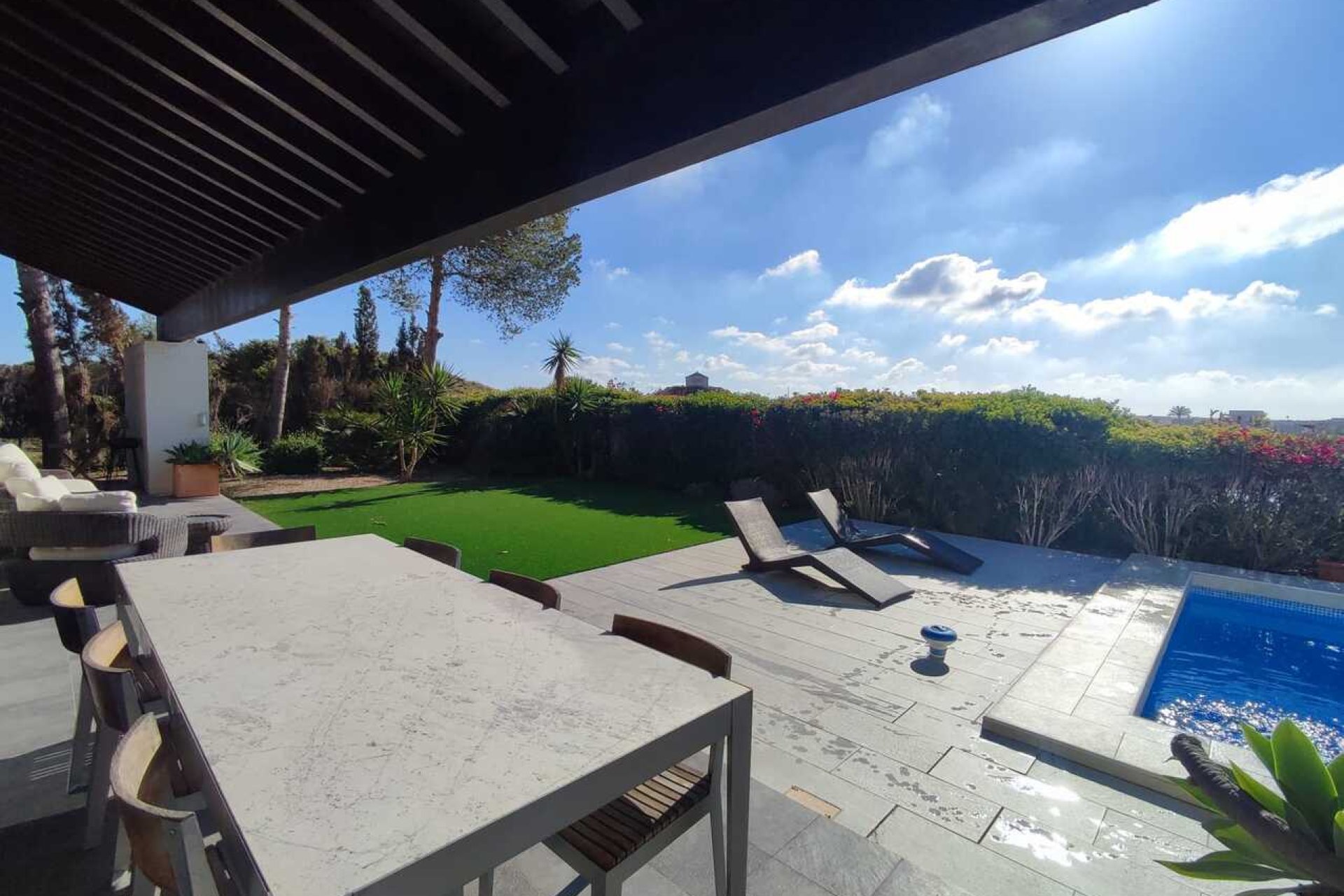 Resale - Villa -
Peraleja Golf - Inland
