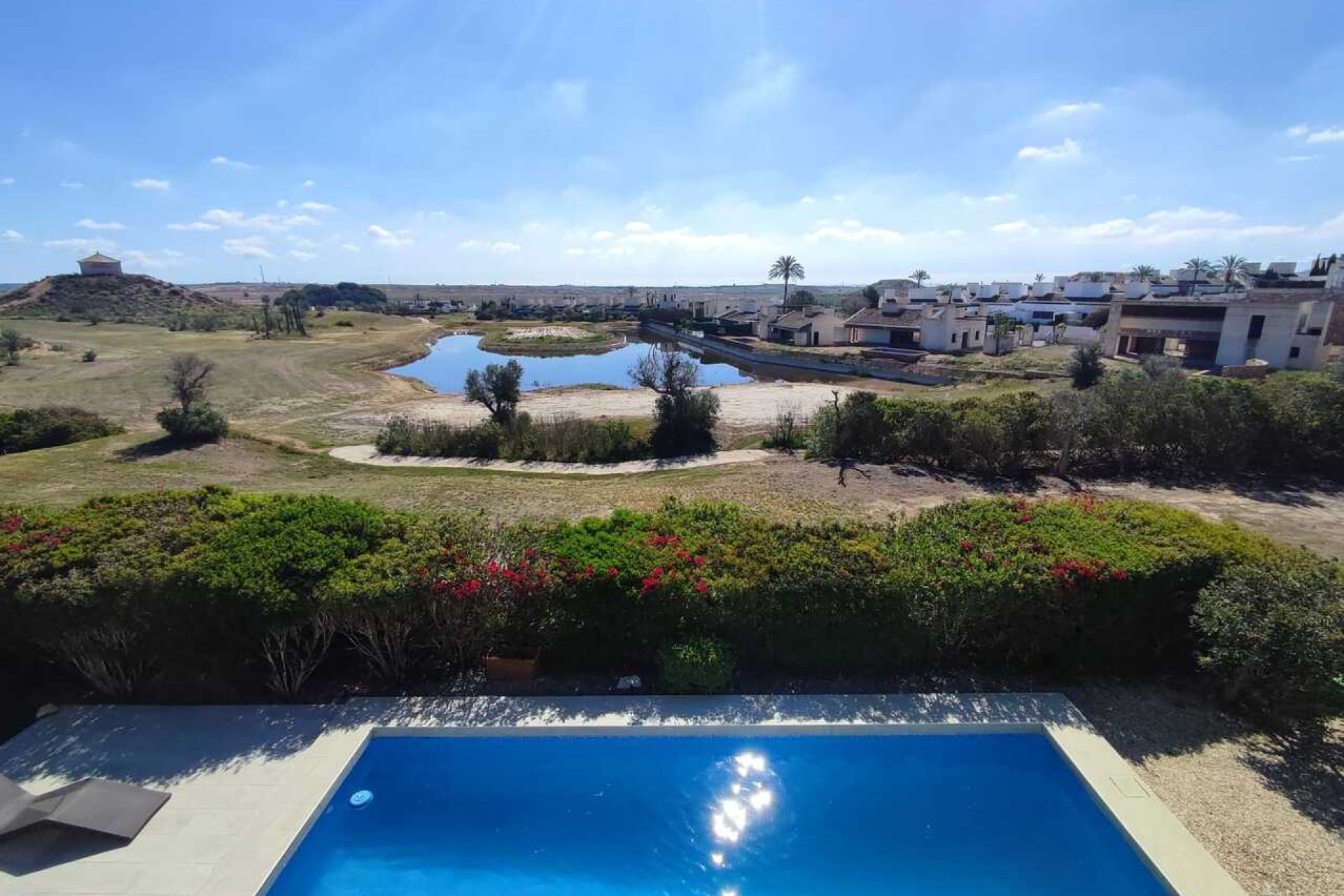 Resale - Villa -
Peraleja Golf - Inland