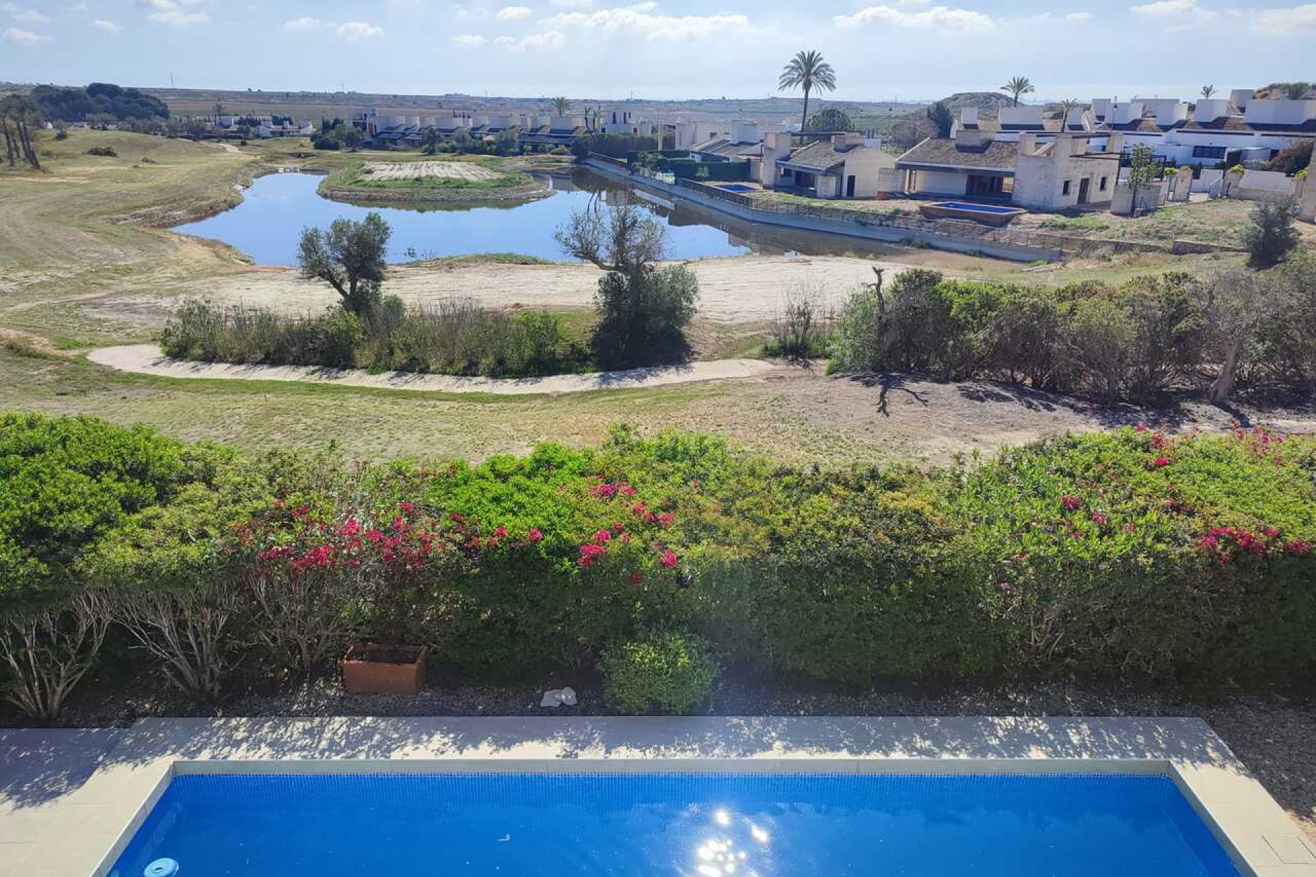 Resale - Villa -
Peraleja Golf - Inland