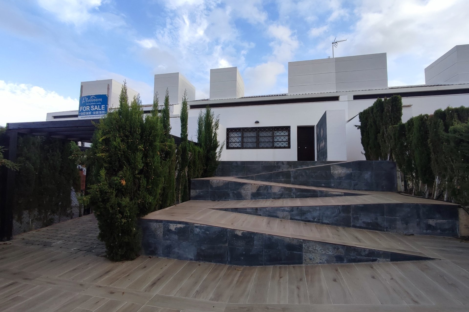 Resale - Villa -
Peraleja Golf - Inland