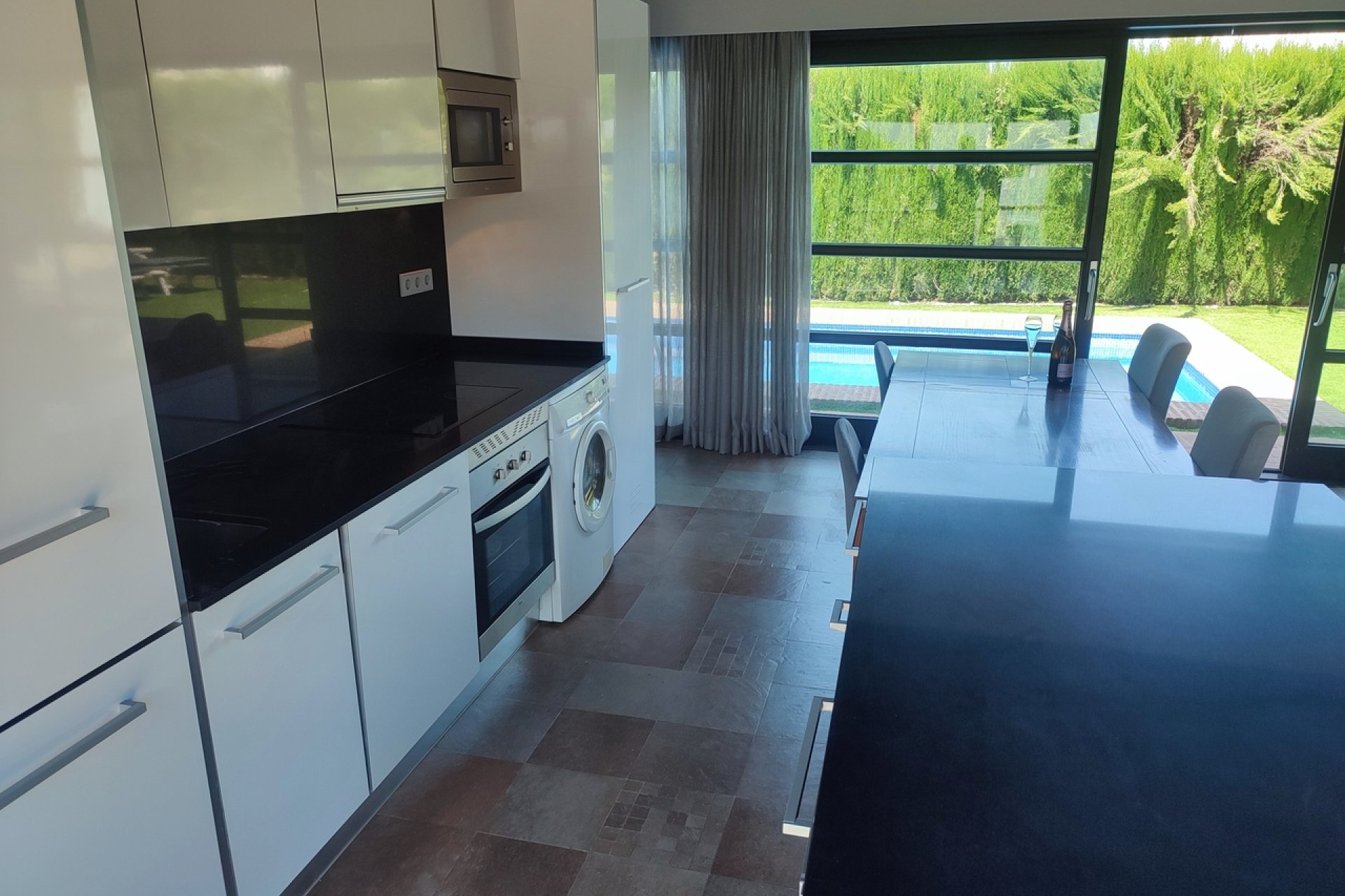 Resale - Villa -
Peraleja Golf - Inland