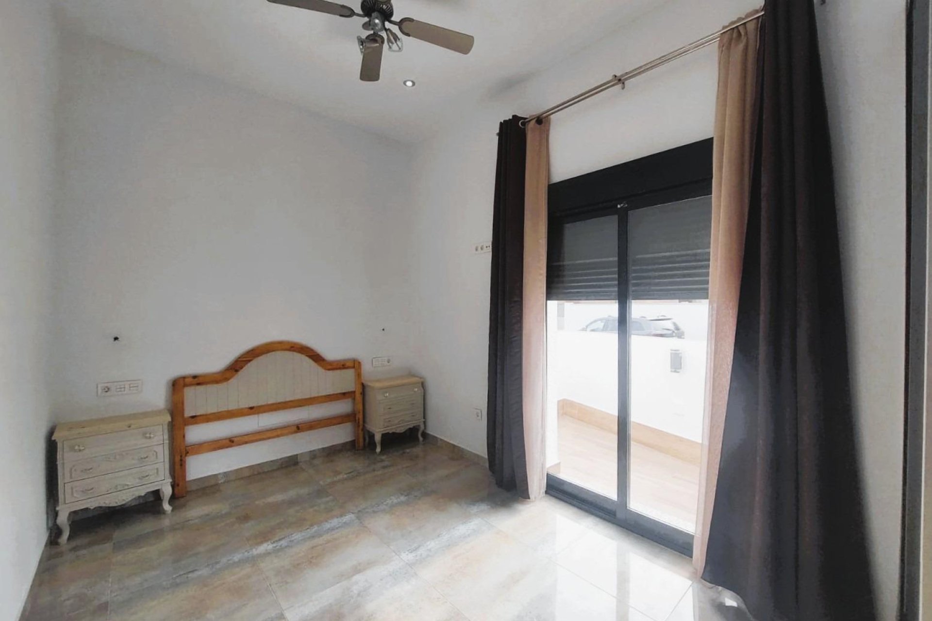 Resale - Villa -
Pilar de la Horadada - Costa Blanca