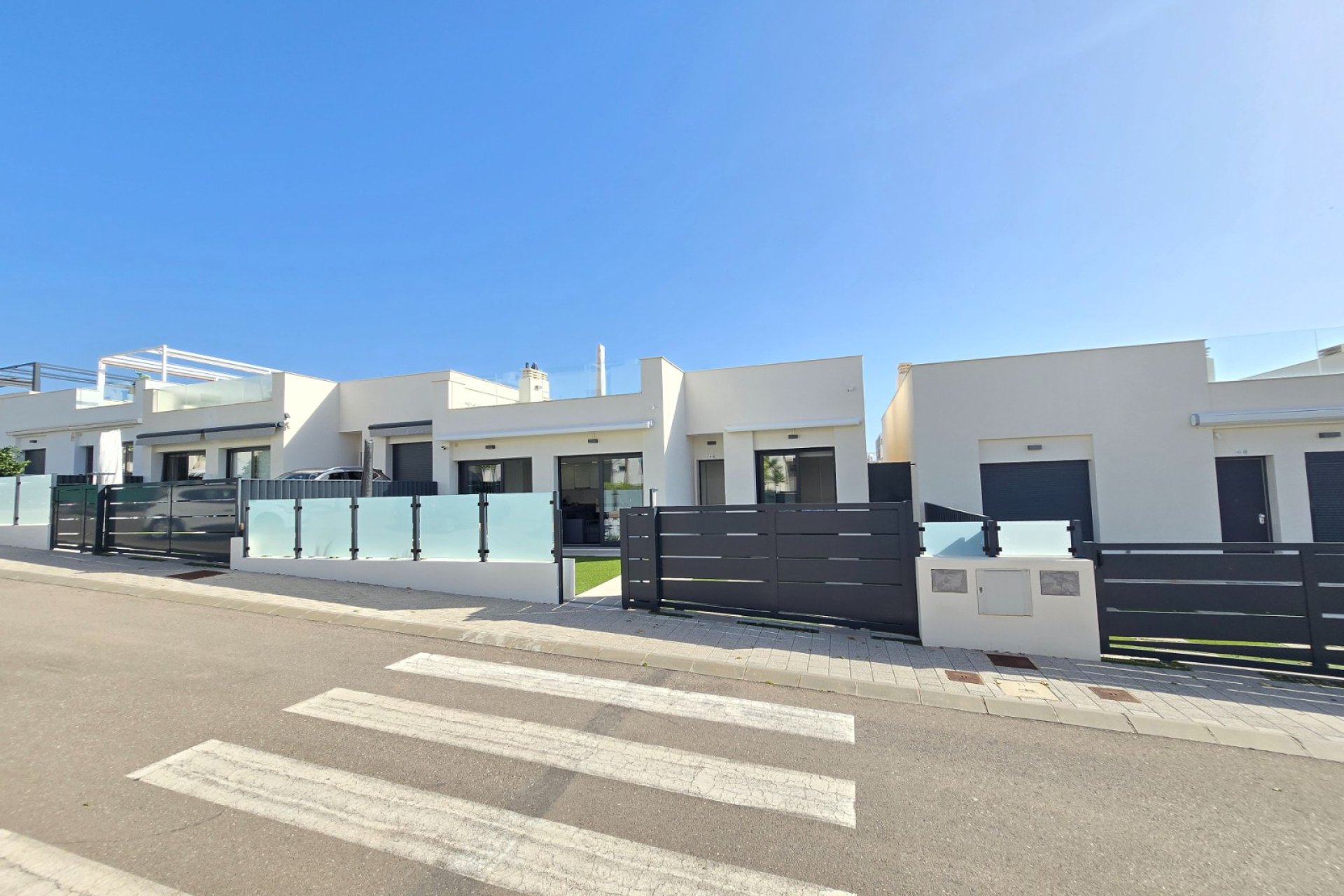 Resale - Villa -
Pilar de la Horadada - Costa Blanca