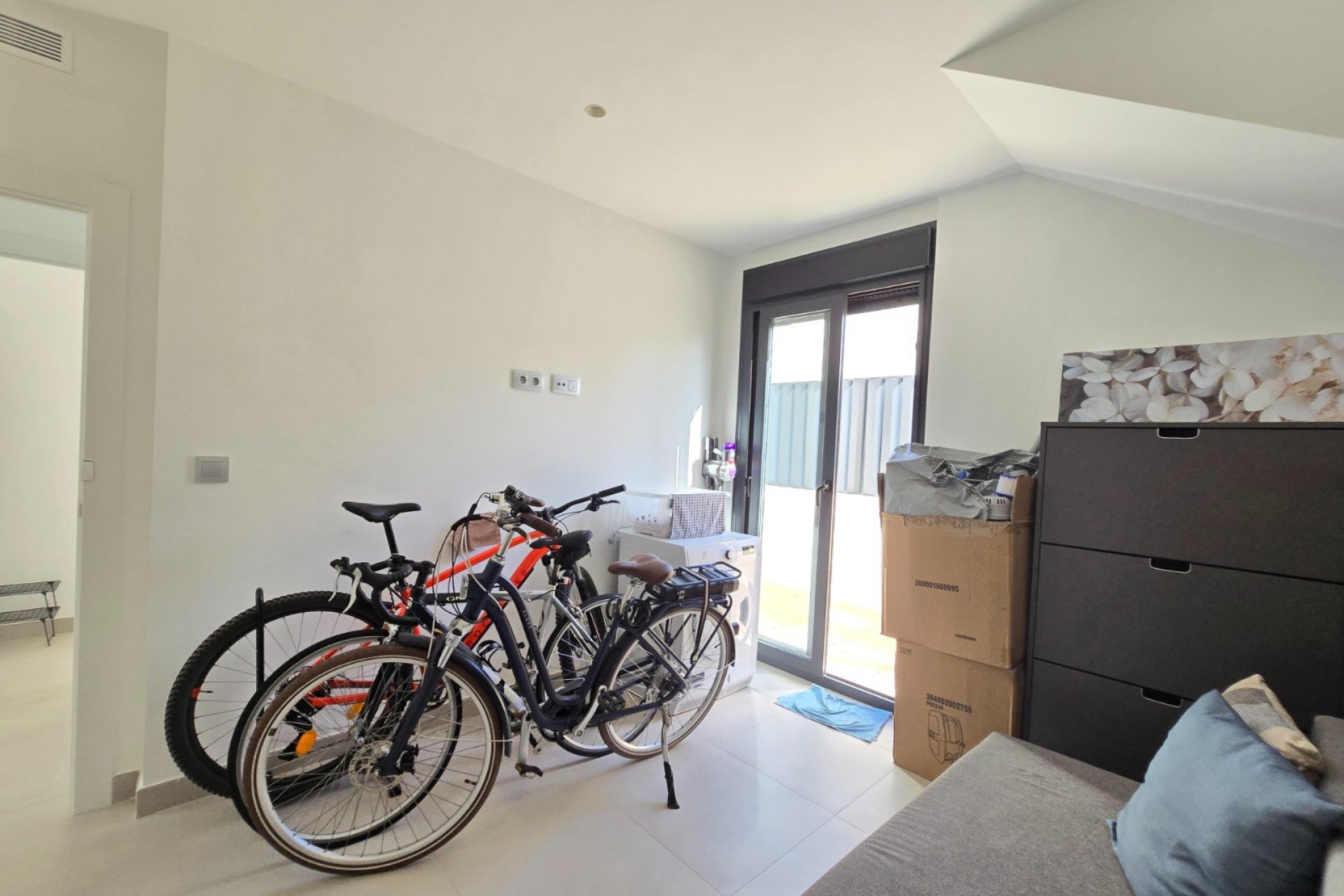 Resale - Villa -
Pilar de la Horadada - Costa Blanca