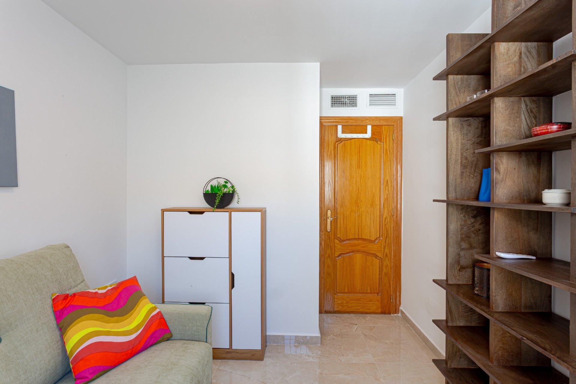 Resale - Villa -
Pilar de la Horadada - Costa Blanca