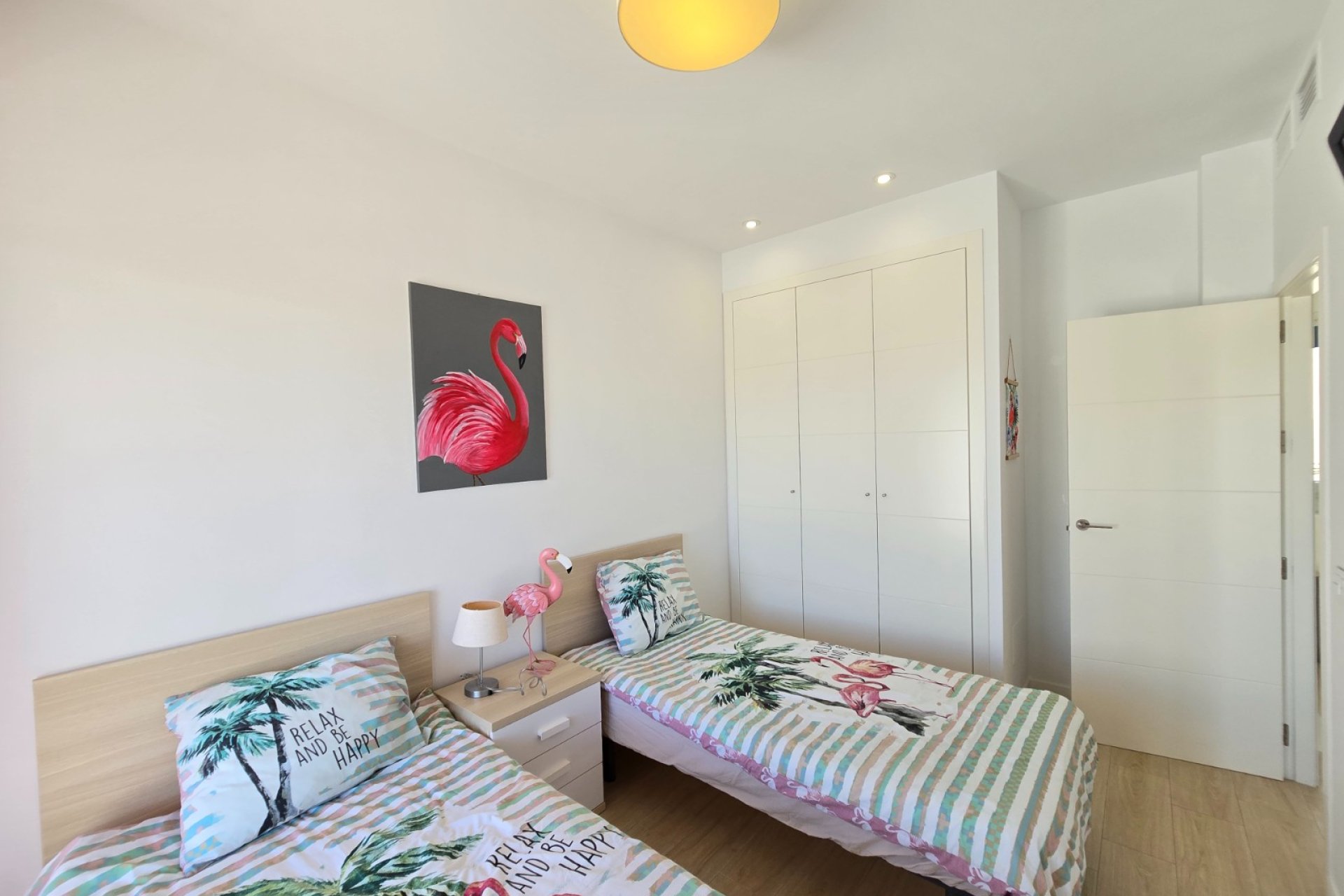 Resale - Villa -
Pilar de la Horadada - Costa Blanca