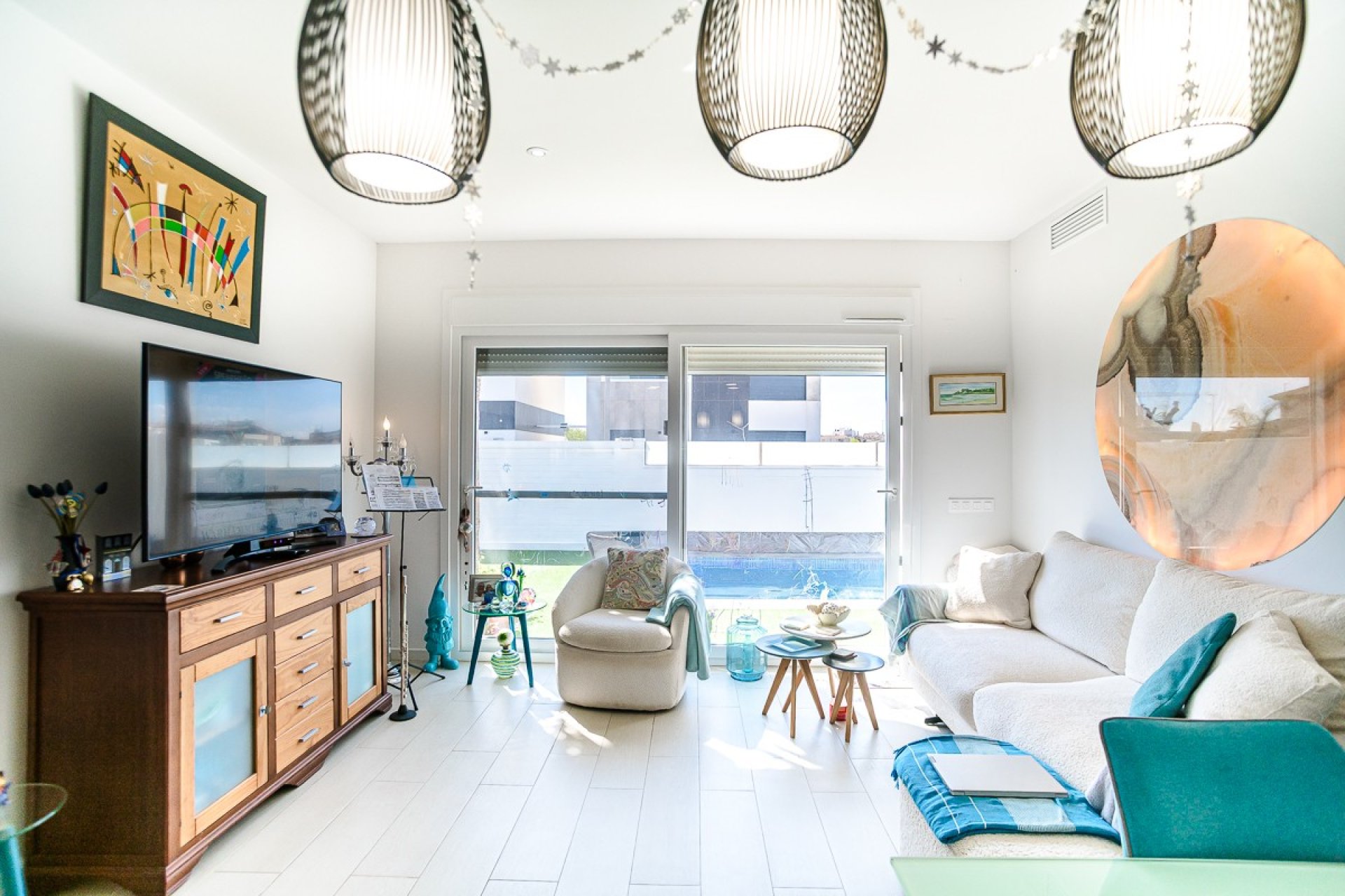 Resale - Villa -
Pilar de la Horadada - Costa Blanca