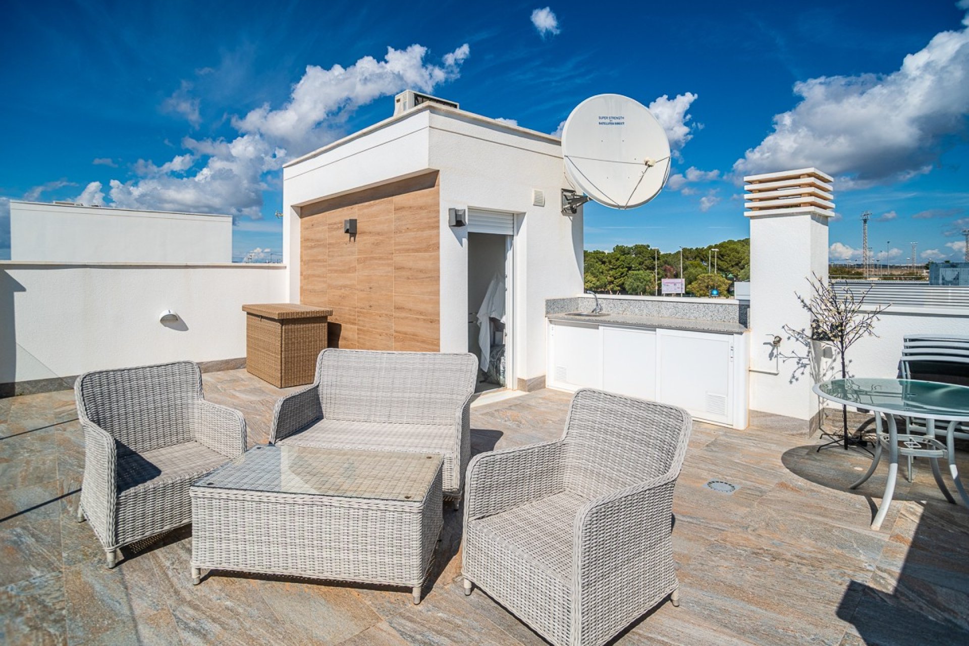 Resale - Villa -
Pilar de la Horadada - Costa Blanca