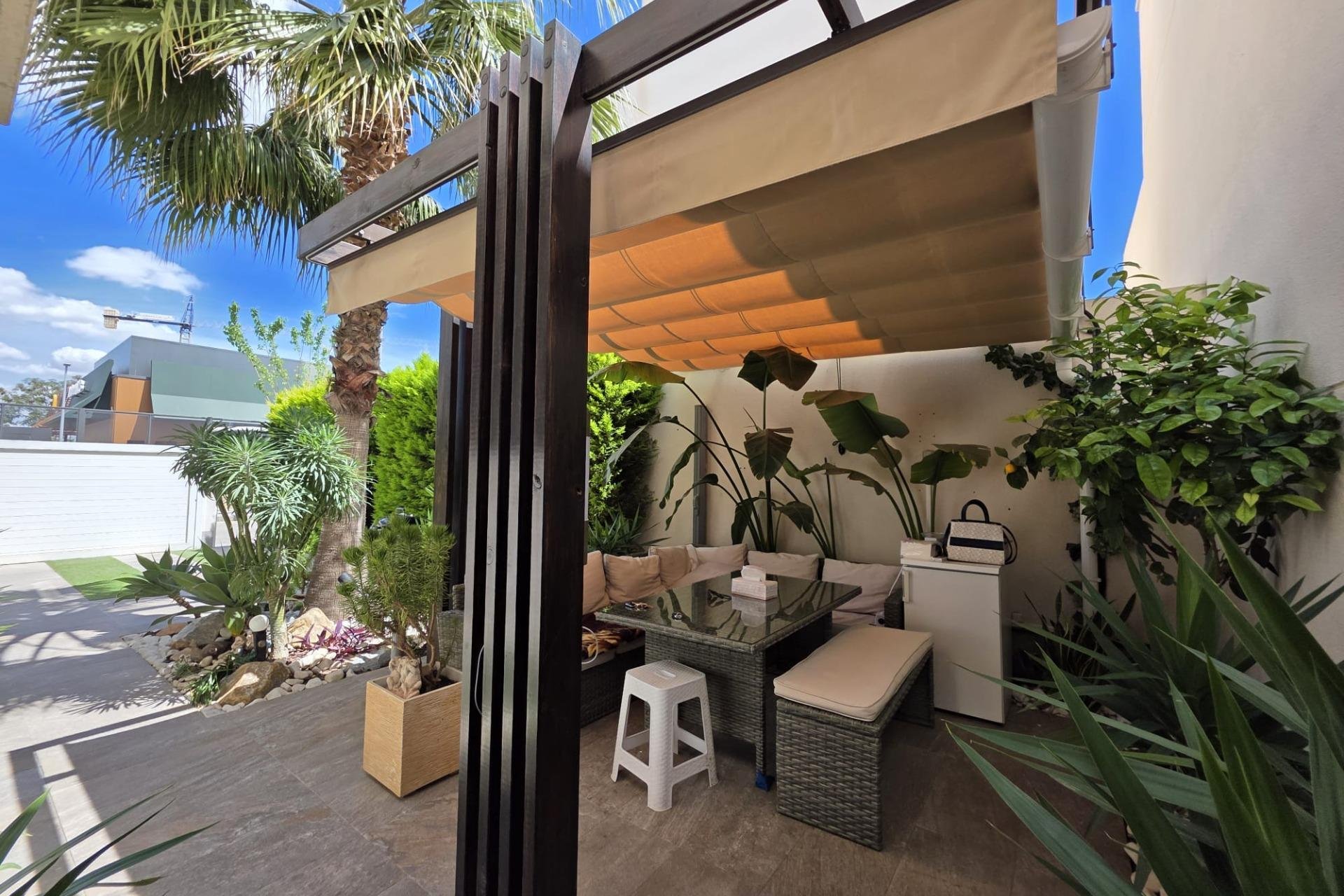 Resale - Villa -
Pilar de la Horadada - Zona Pueblo