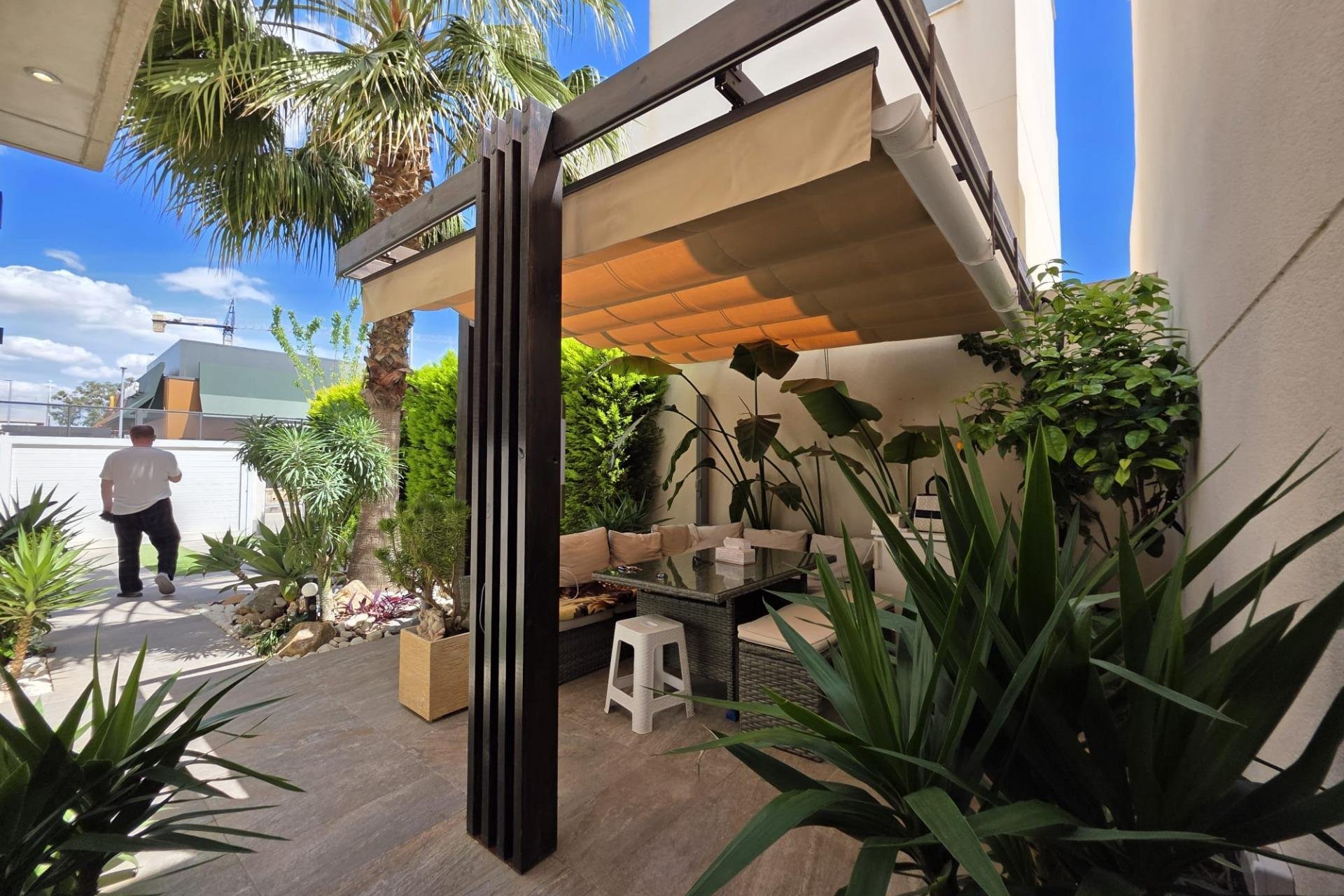 Resale - Villa -
Pilar de la Horadada - Zona Pueblo