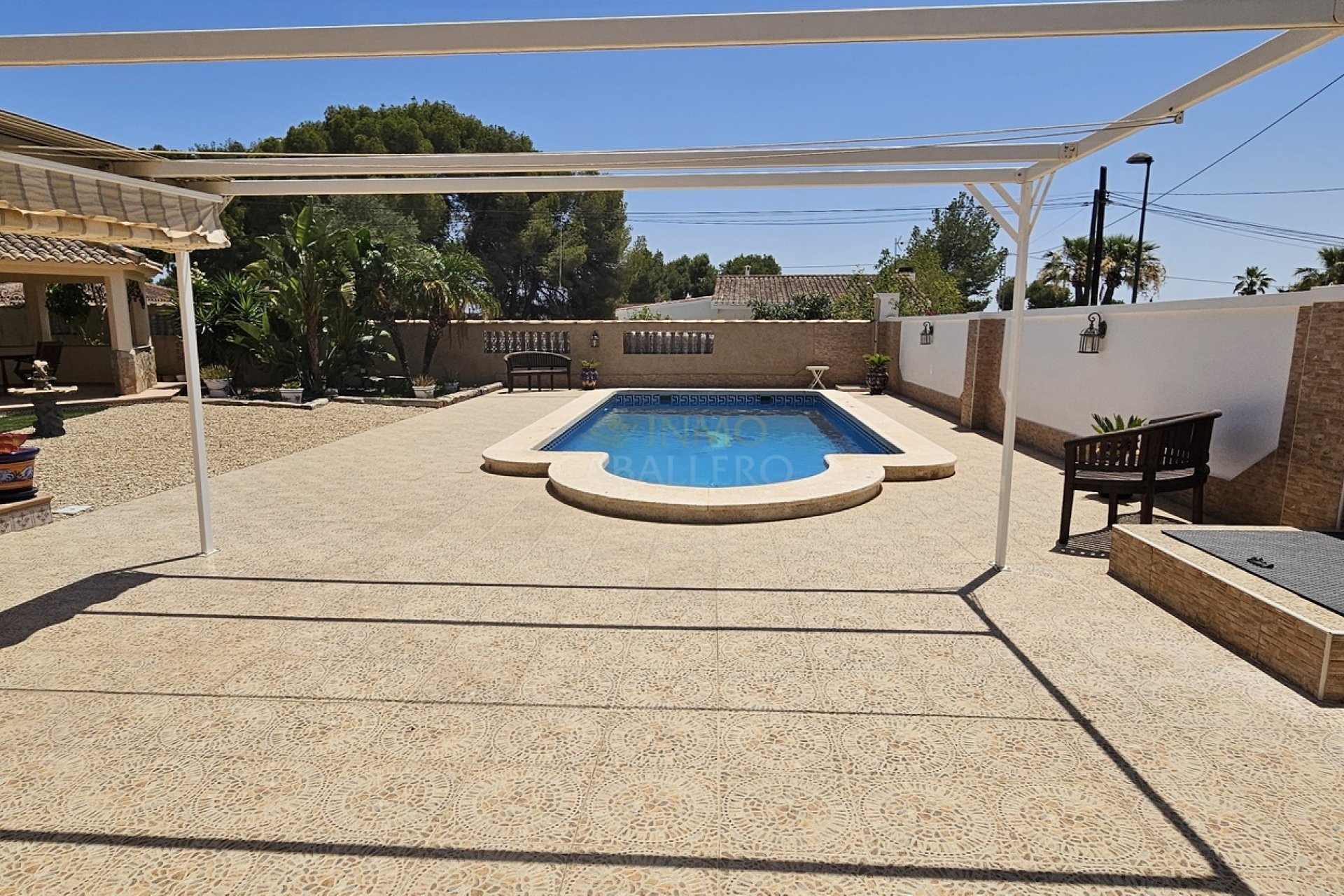 Resale - Villa -
Pinar de Campoverde - Inland