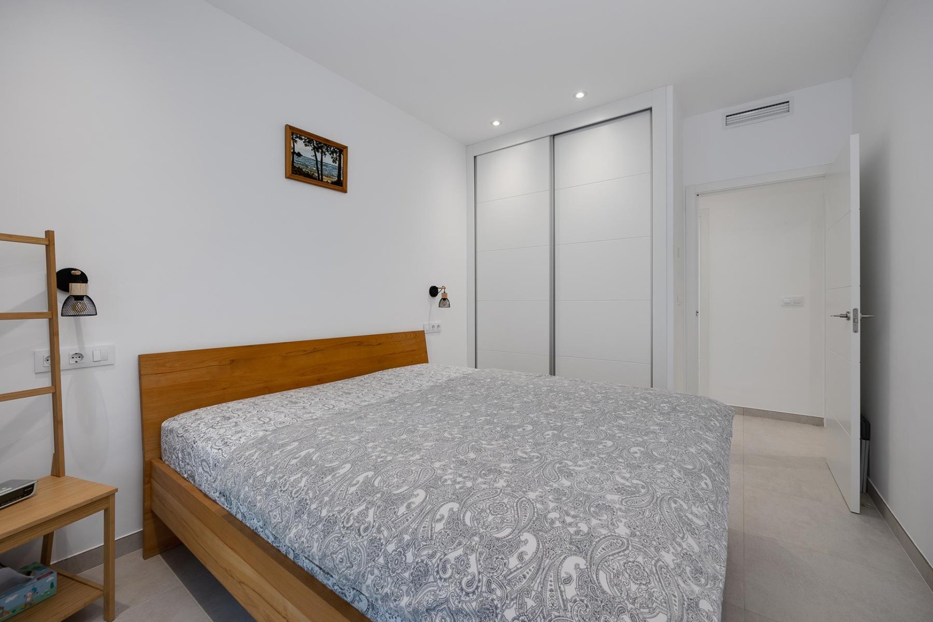 Resale - Villa -
Pinar de Campoverde - Inland