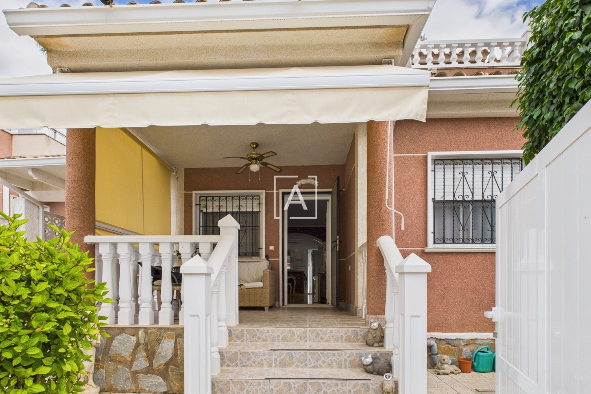 Resale - Villa -
Pinar de Campoverde - Inland