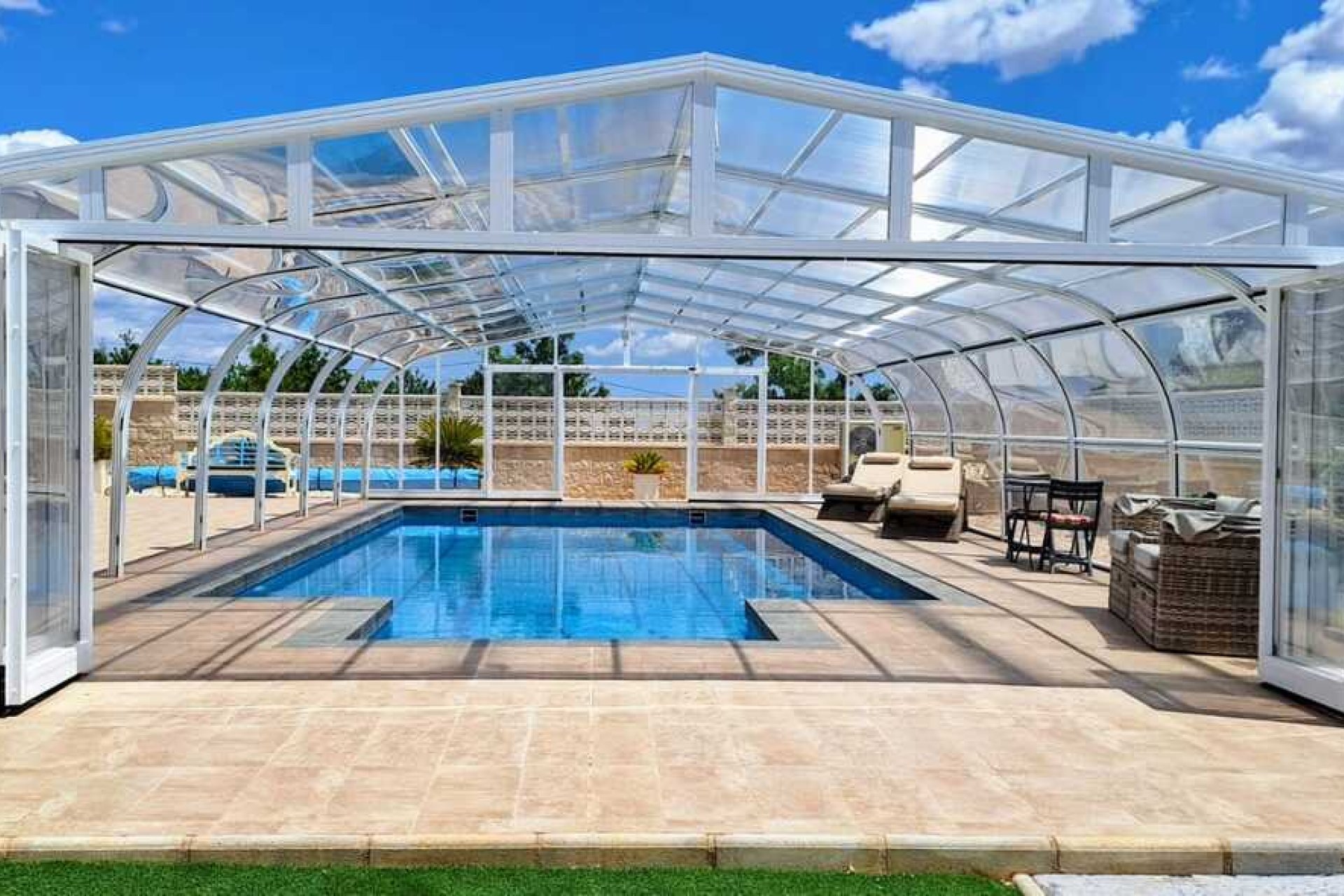 Resale - Villa -
Pinoso - Inland