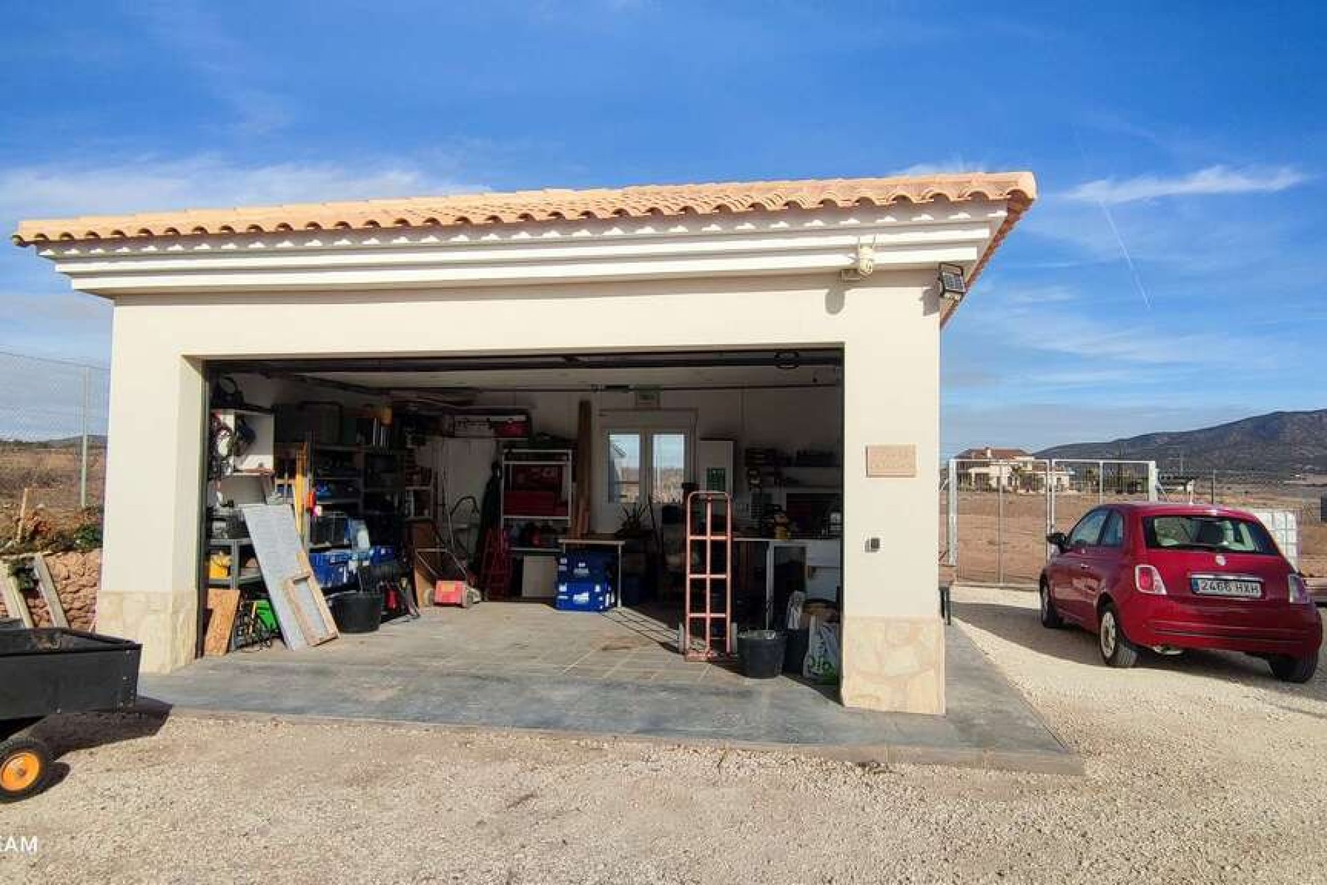 Resale - Villa -
Pinoso - Inland