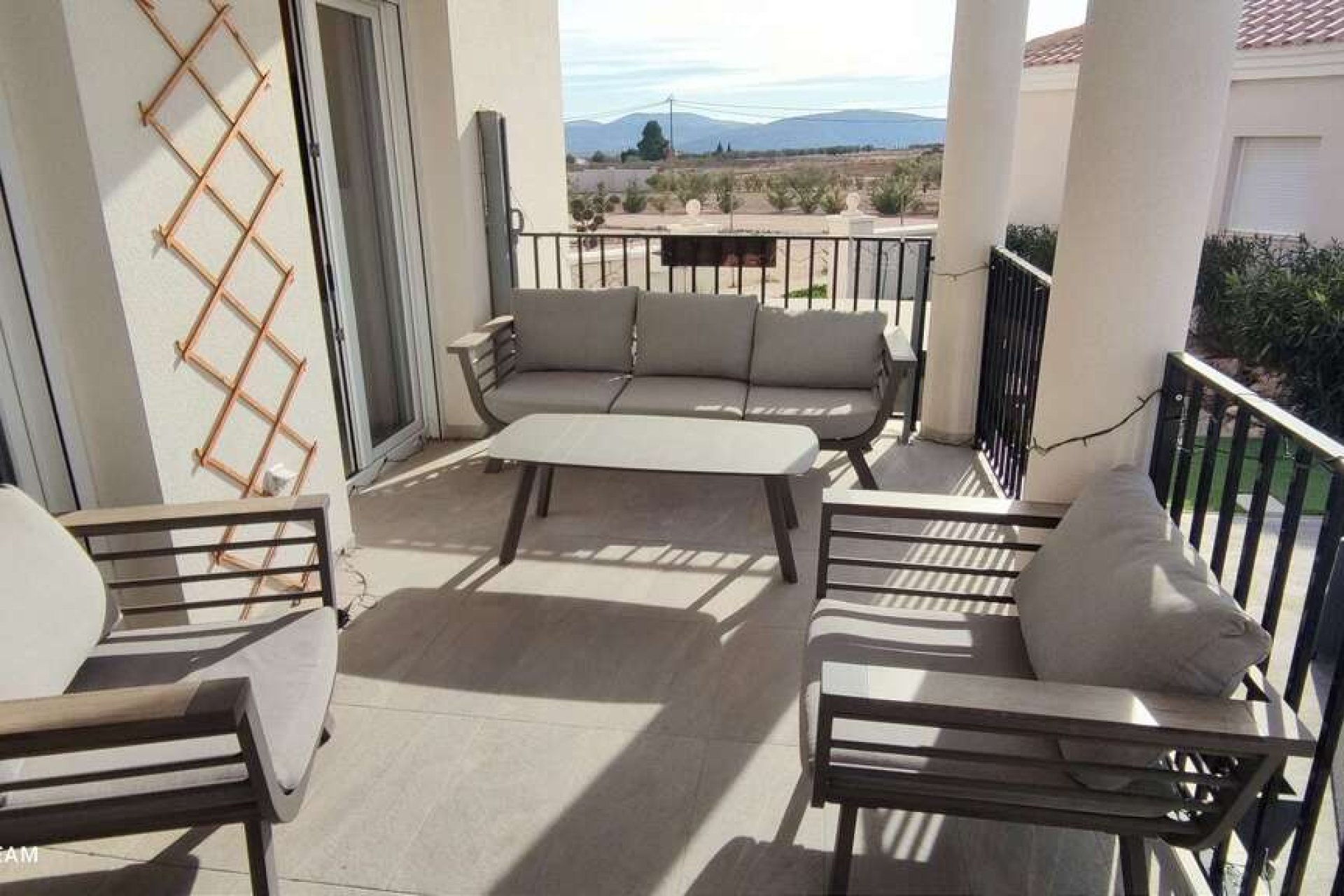 Resale - Villa -
Pinoso - Inland