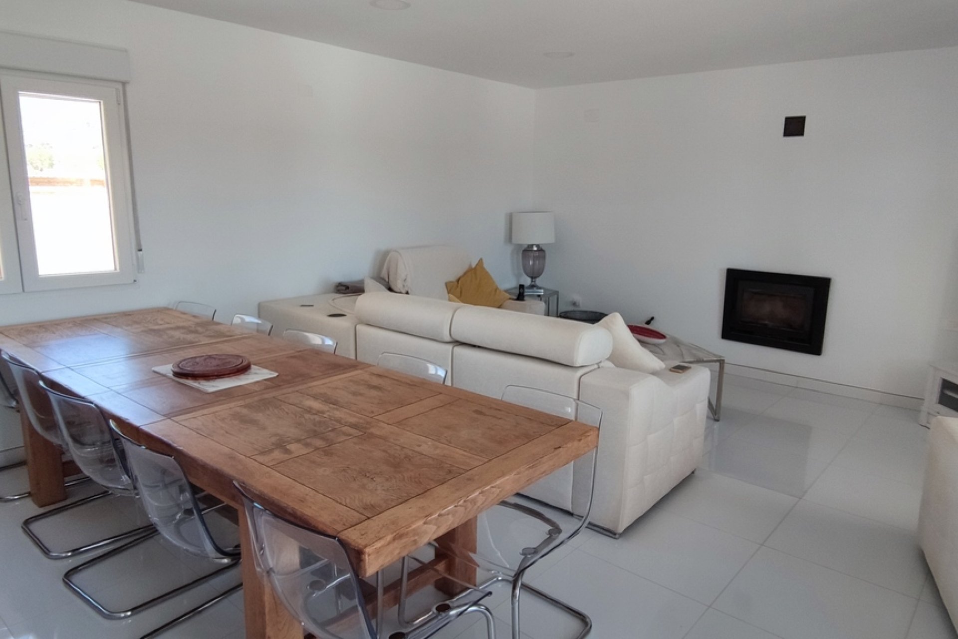 Resale - Villa -
Pinoso - Inland