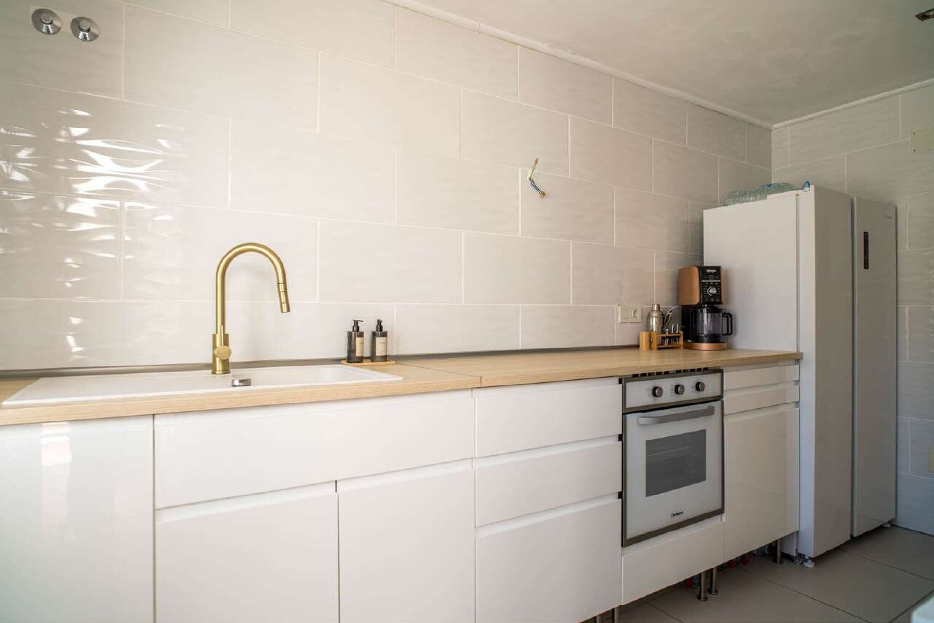 Resale - Villa -
Pinoso - Inland