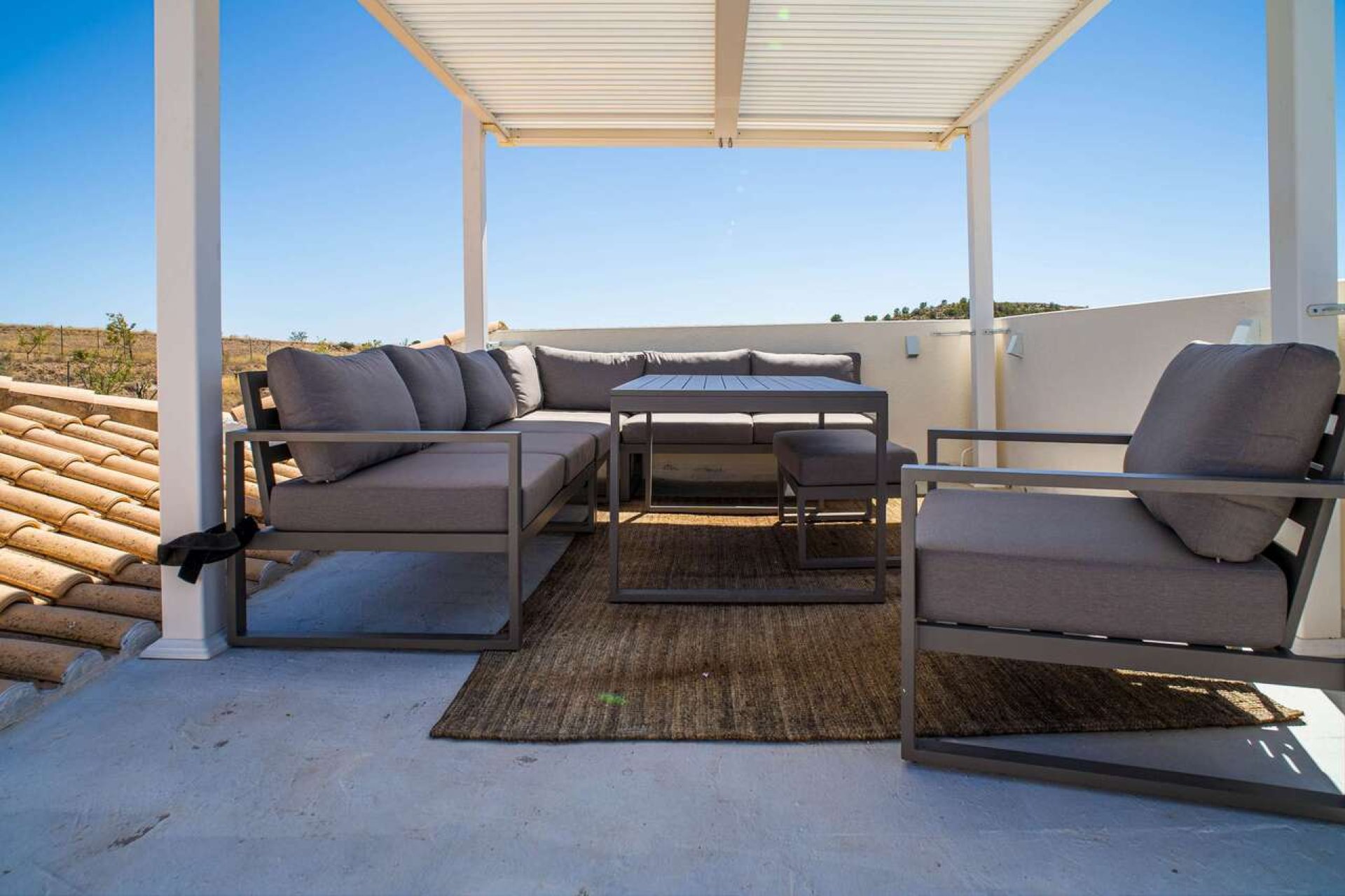 Resale - Villa -
Pinoso - Inland