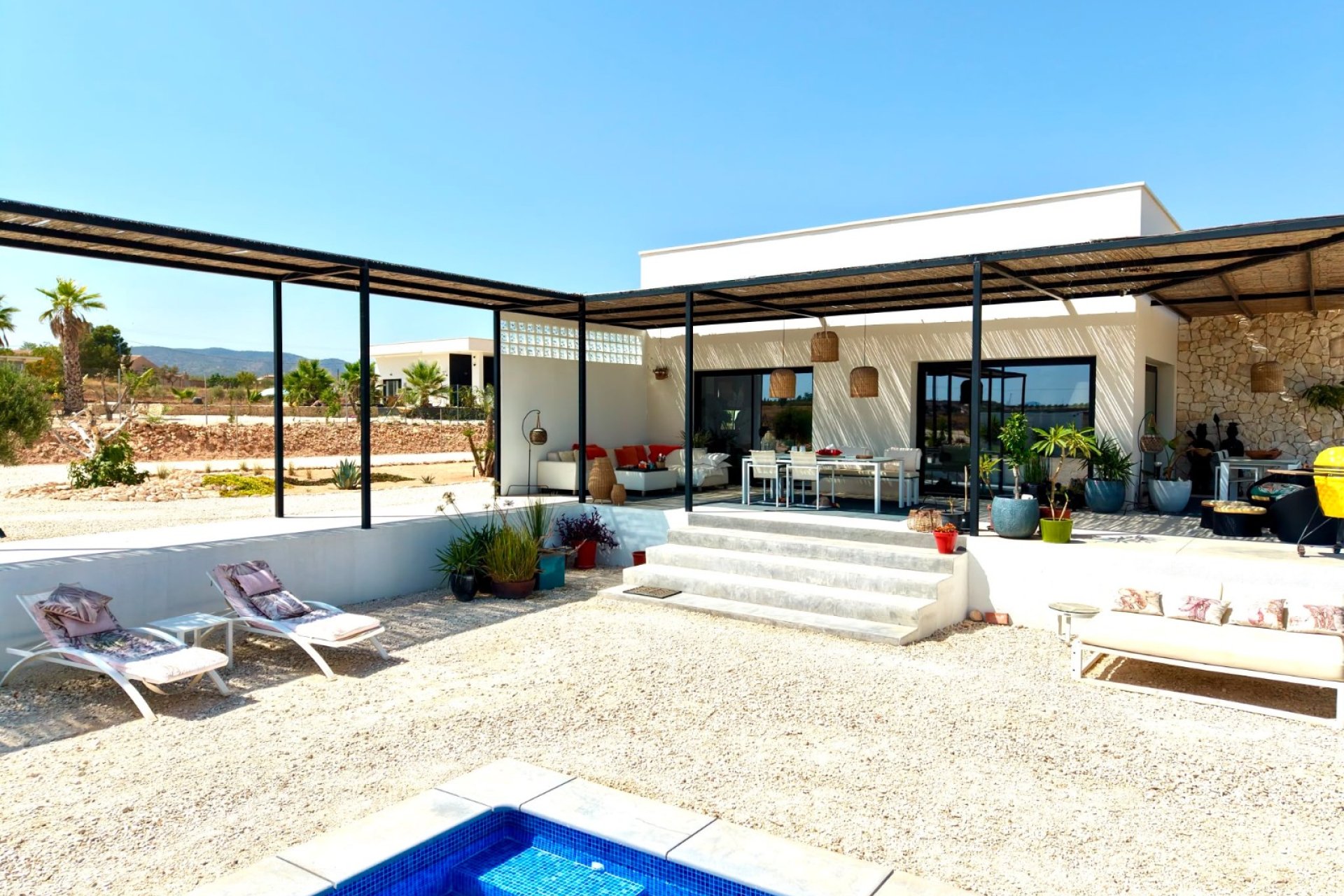 Resale - Villa -
Pinoso - Inland