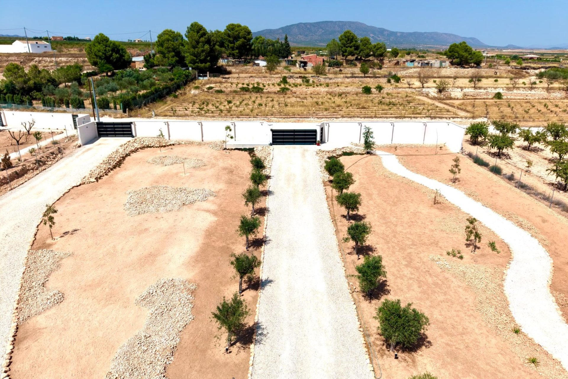 Resale - Villa -
Pinoso - Inland