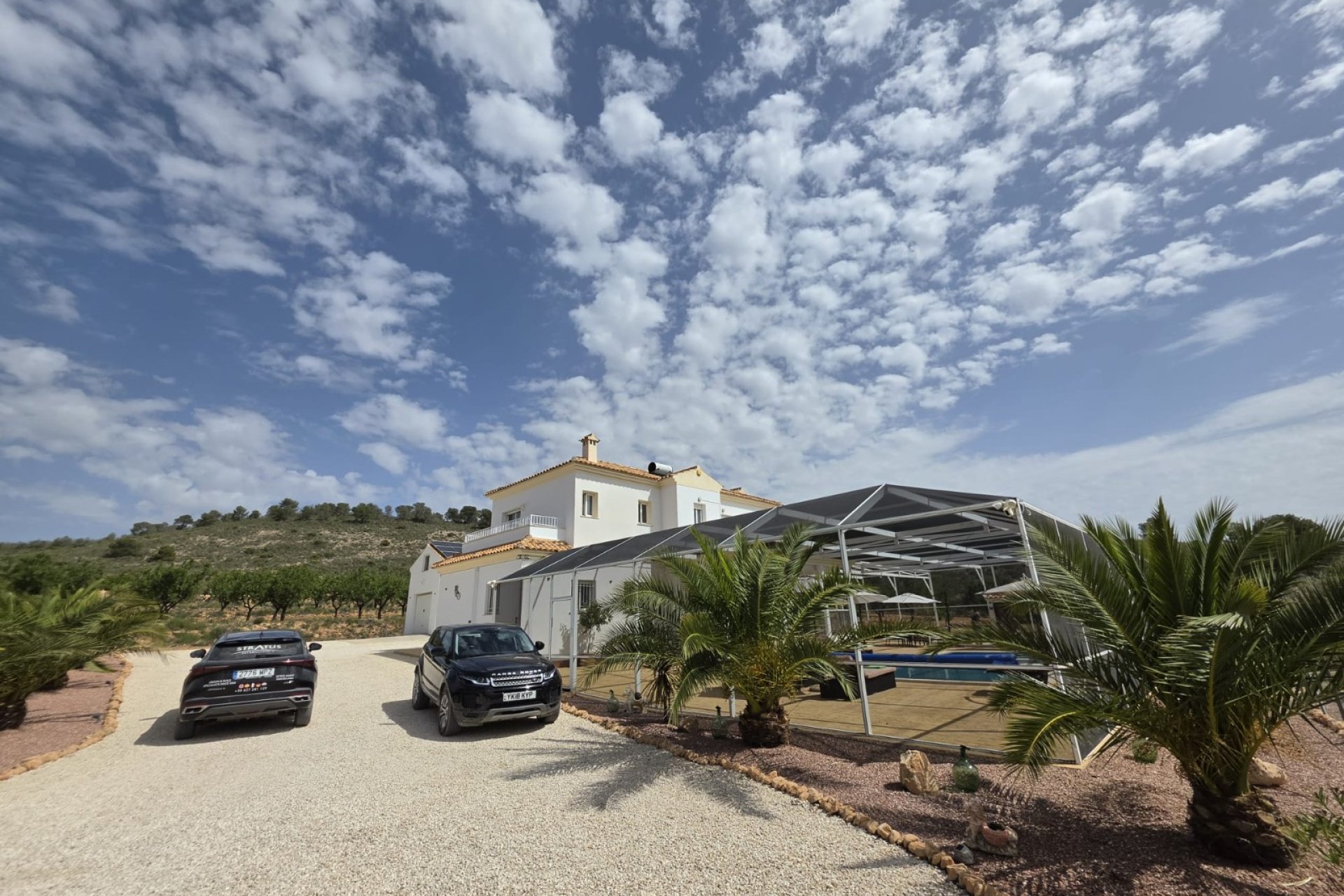 Resale - Villa -
Pinoso - Inland