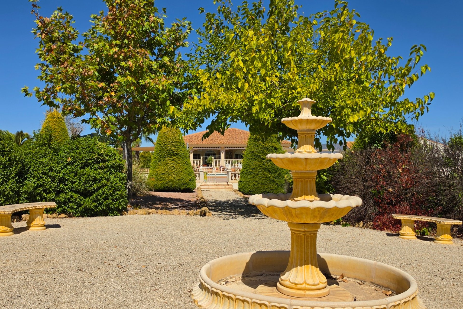 Resale - Villa -
Pinoso - Inland