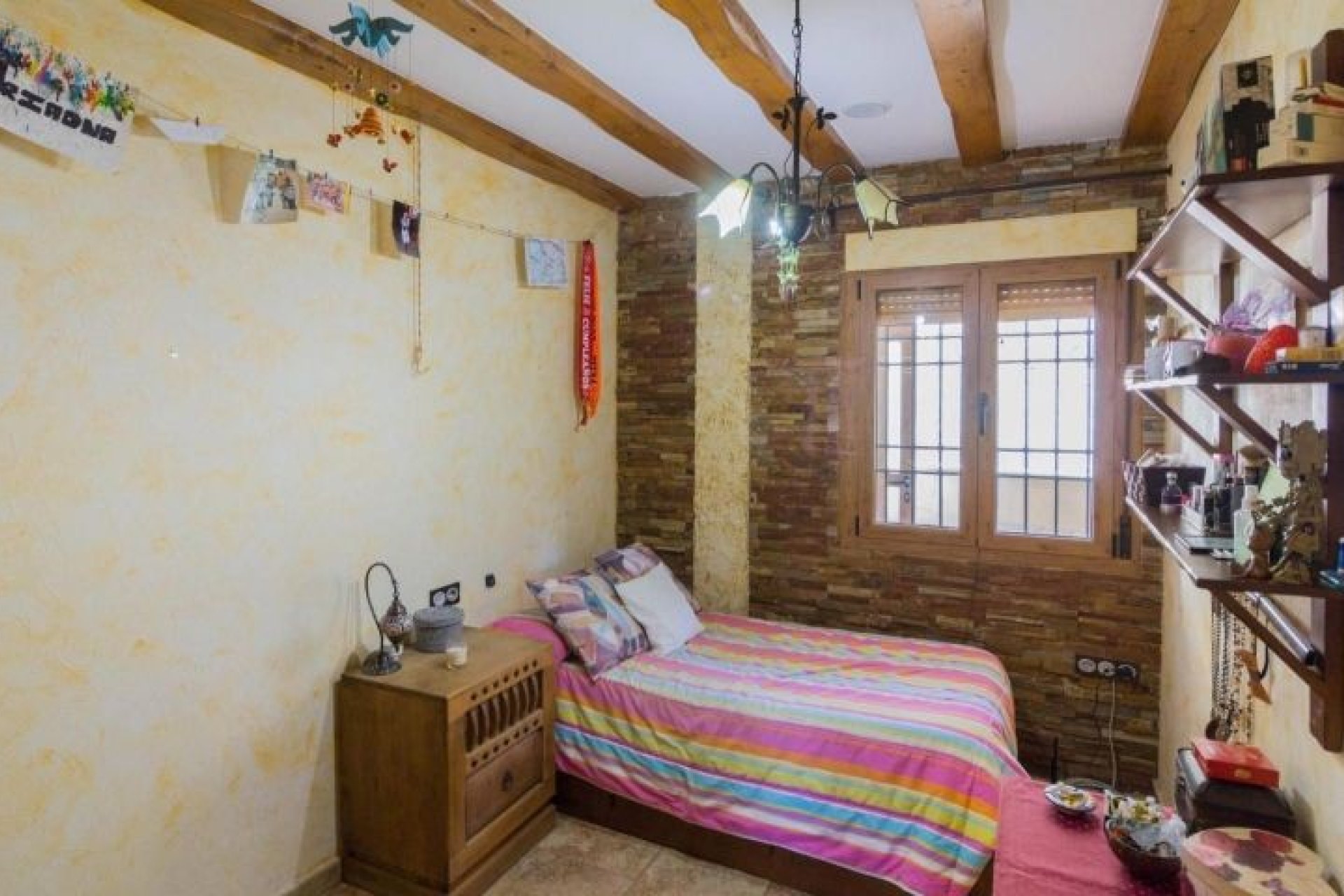 Resale - Villa -
Redován - Inland