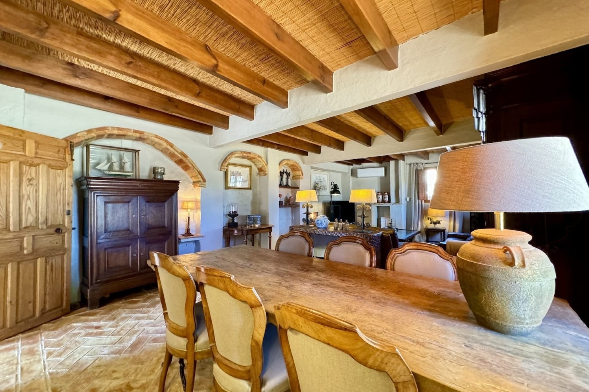 Resale - Villa -
Relleu - Inland