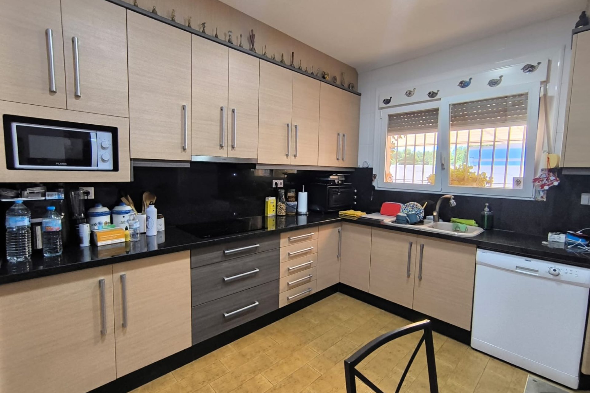 Resale - Villa -
Revuelta de Yecla - Inland