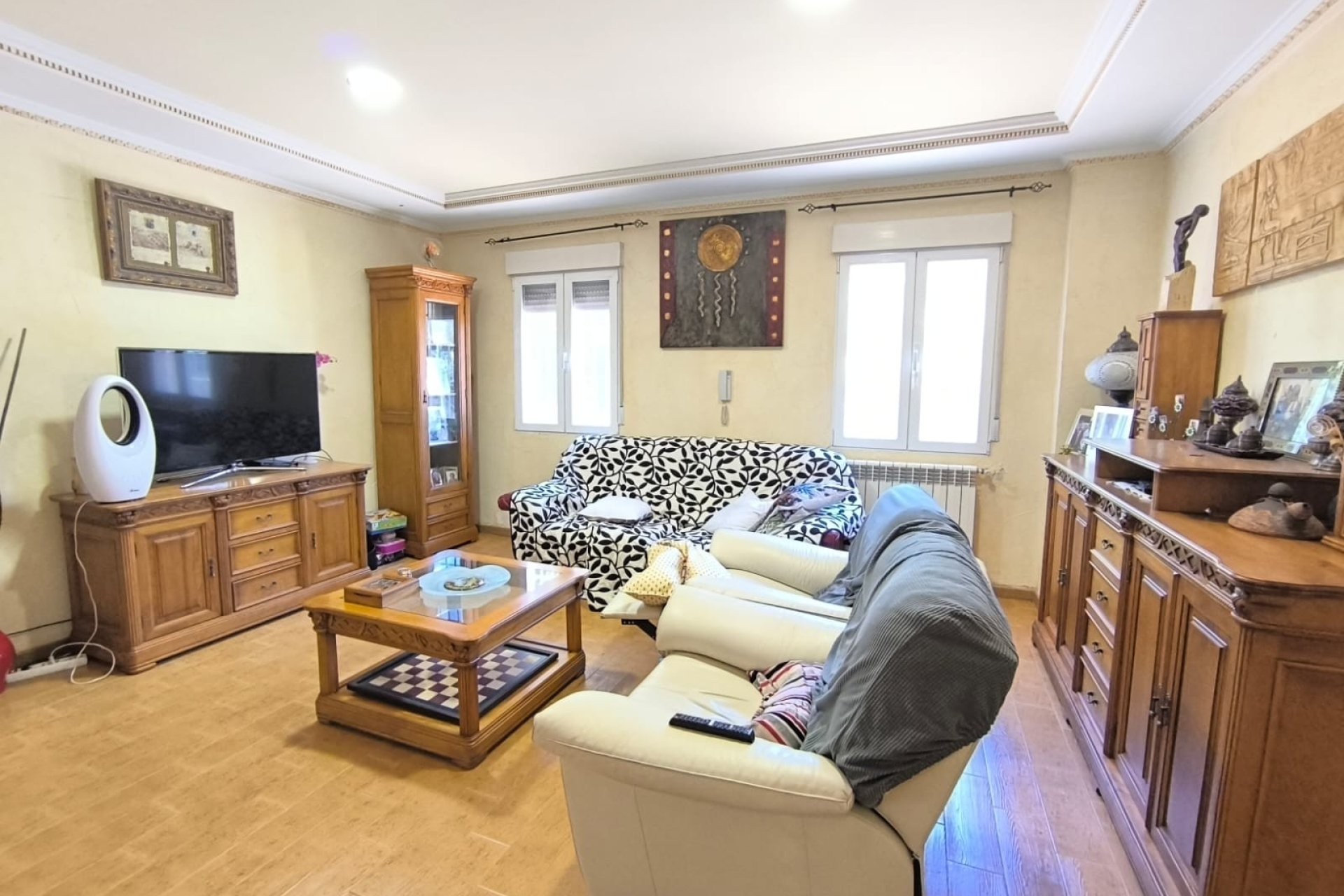 Resale - Villa -
Revuelta de Yecla - Inland