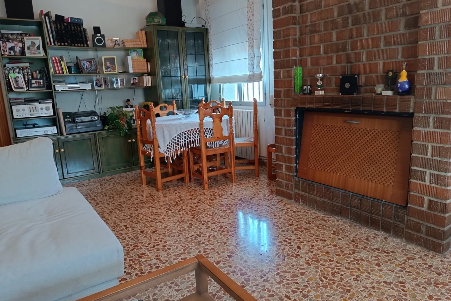 Resale - Villa -
Revuelta de Yecla - Inland