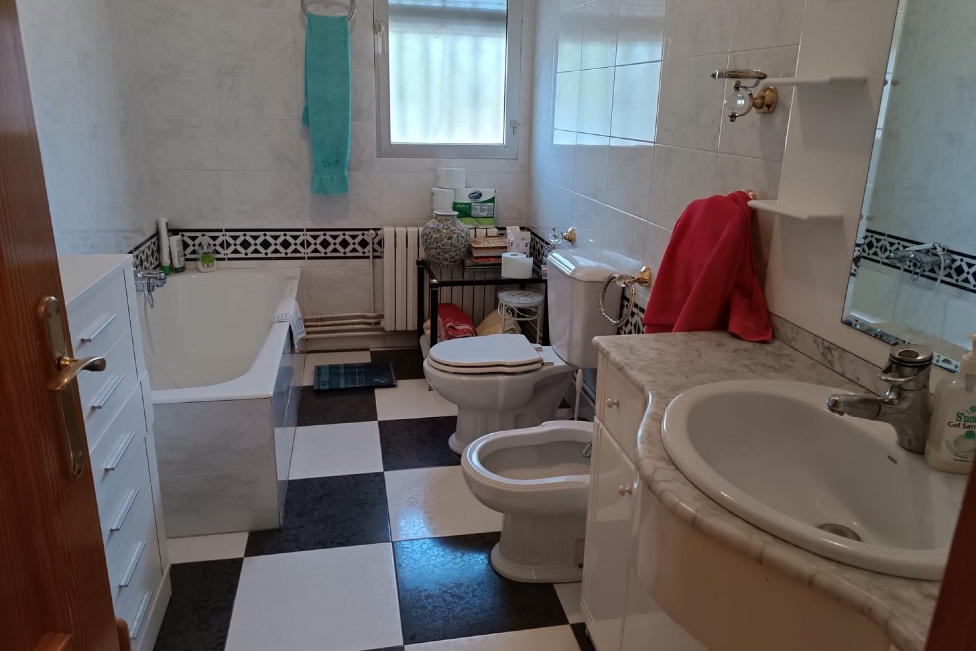 Resale - Villa -
Revuelta de Yecla - Inland